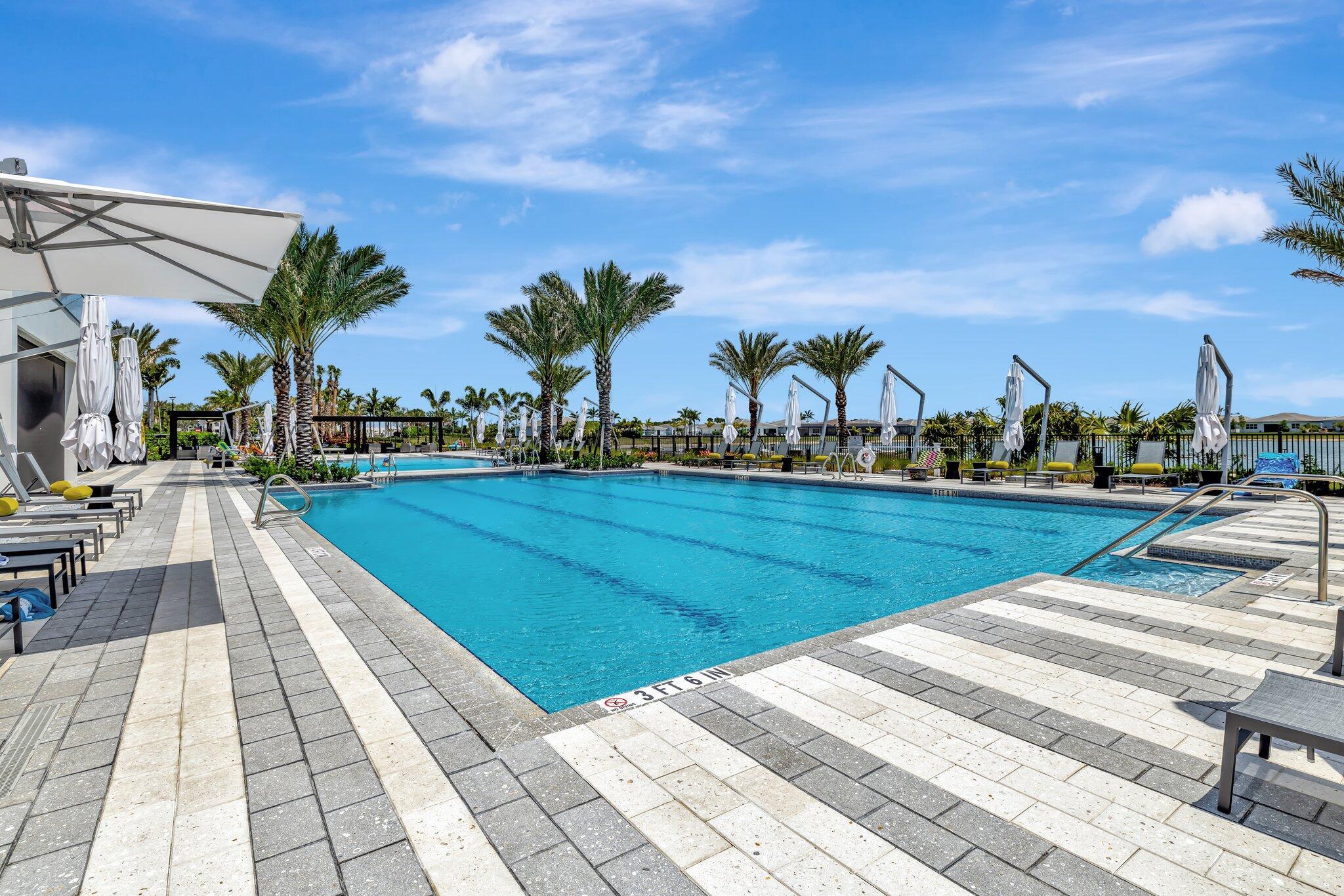 TELARO AT SOUTHERN GROVE - Residential