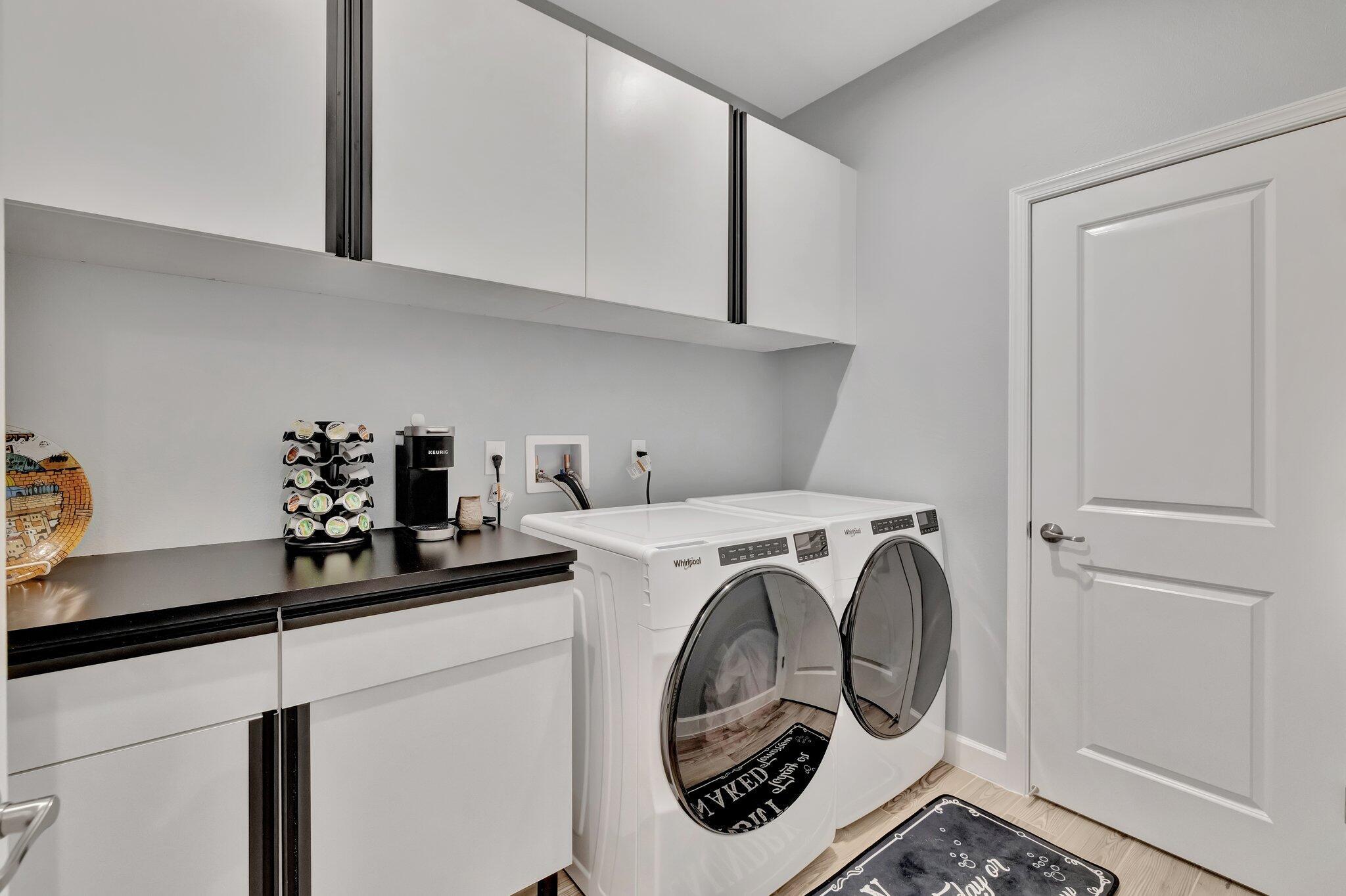 TELARO AT SOUTHERN GROVE - Residential