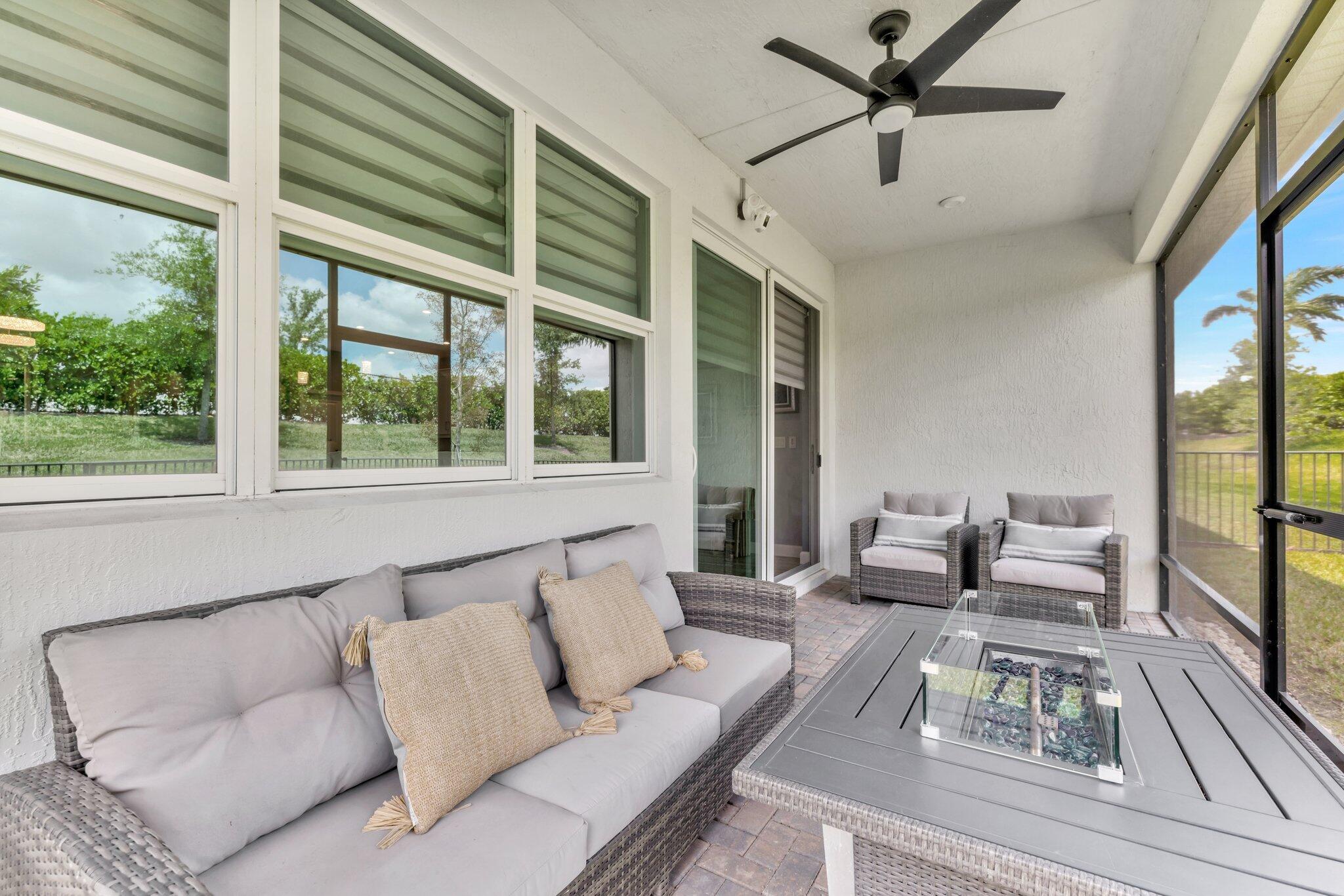 TELARO AT SOUTHERN GROVE - Residential