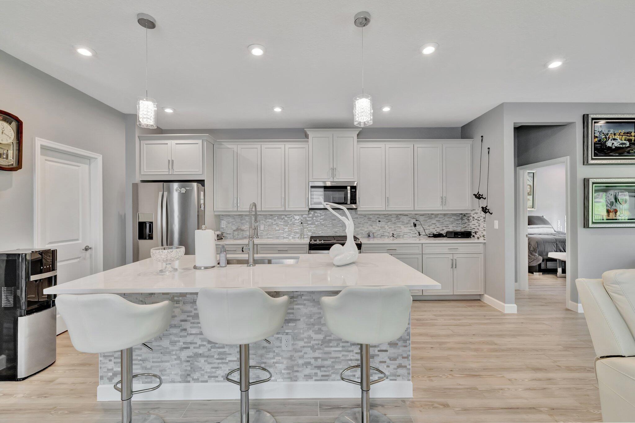 TELARO AT SOUTHERN GROVE - Residential