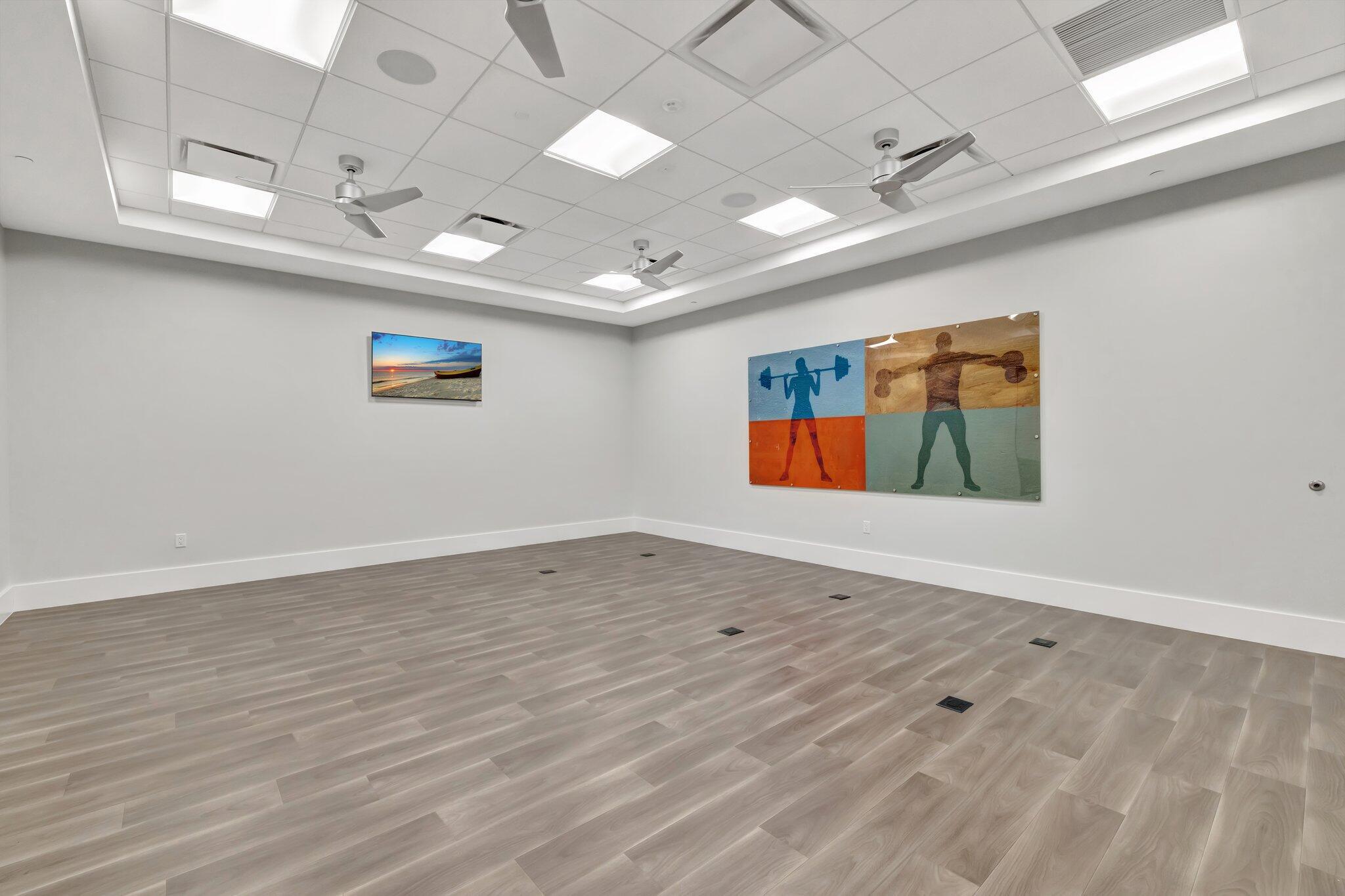 TELARO AT SOUTHERN GROVE - Residential