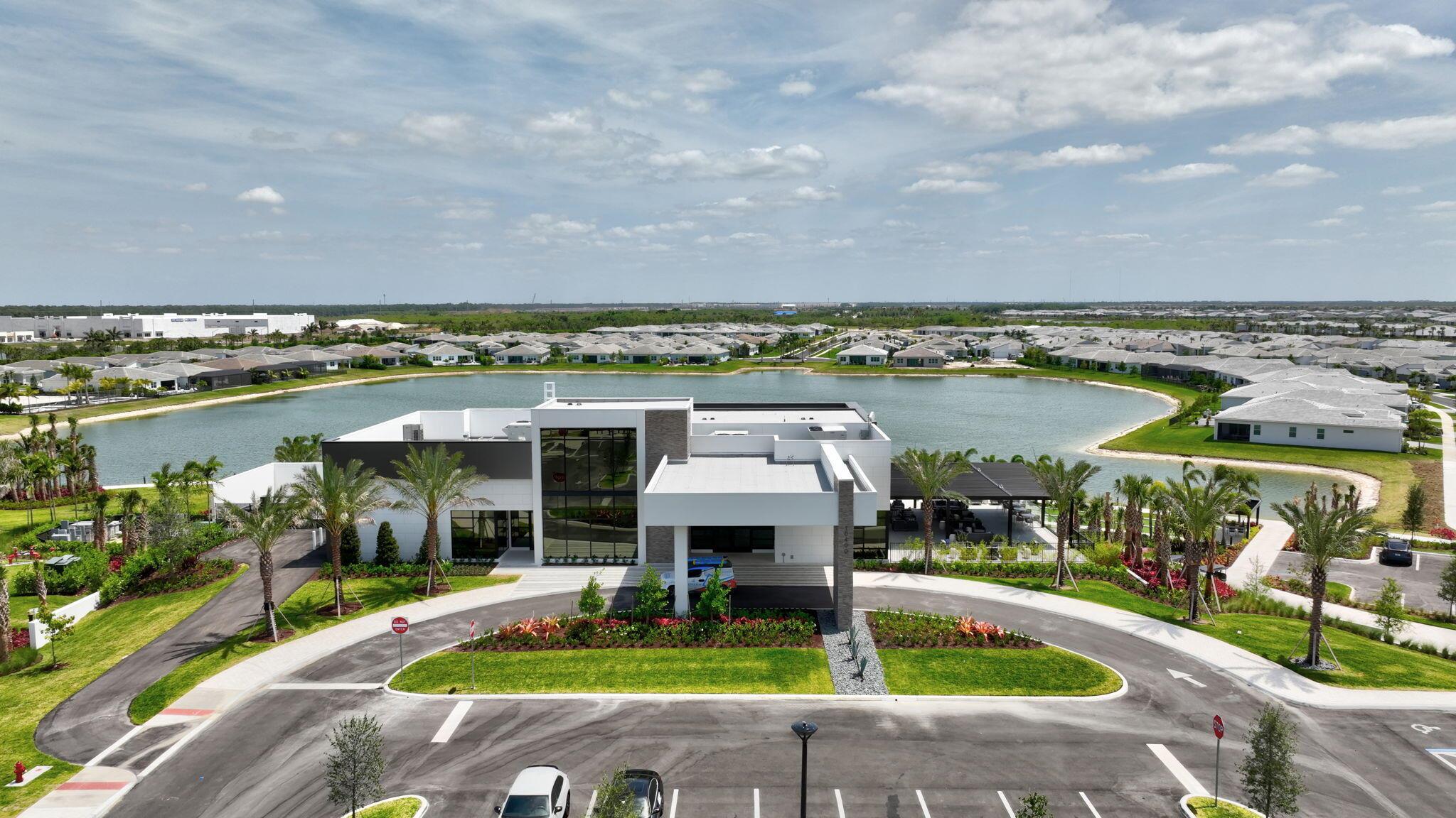 TELARO AT SOUTHERN GROVE - Residential