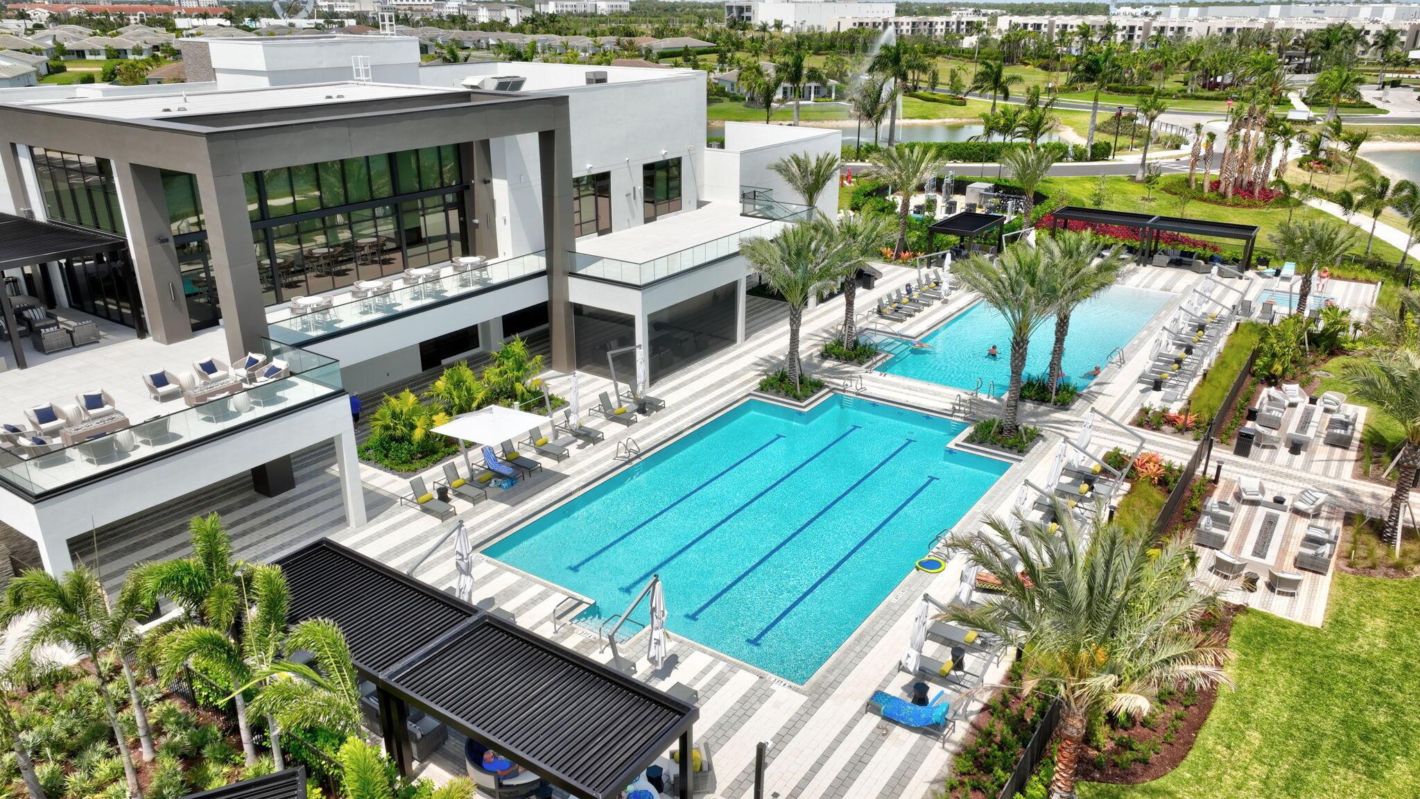 TELARO AT SOUTHERN GROVE - Residential