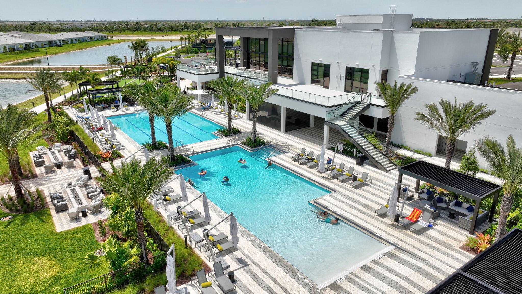 TELARO AT SOUTHERN GROVE - Residential