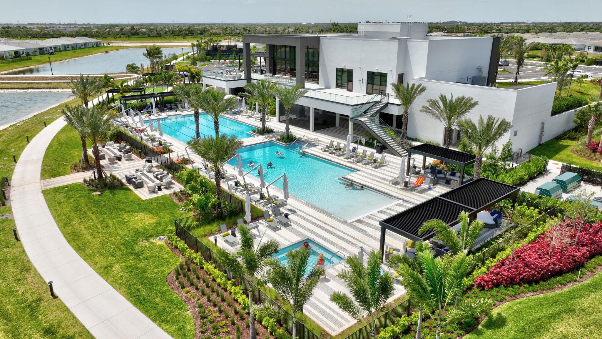 TELARO AT SOUTHERN GROVE - Residential