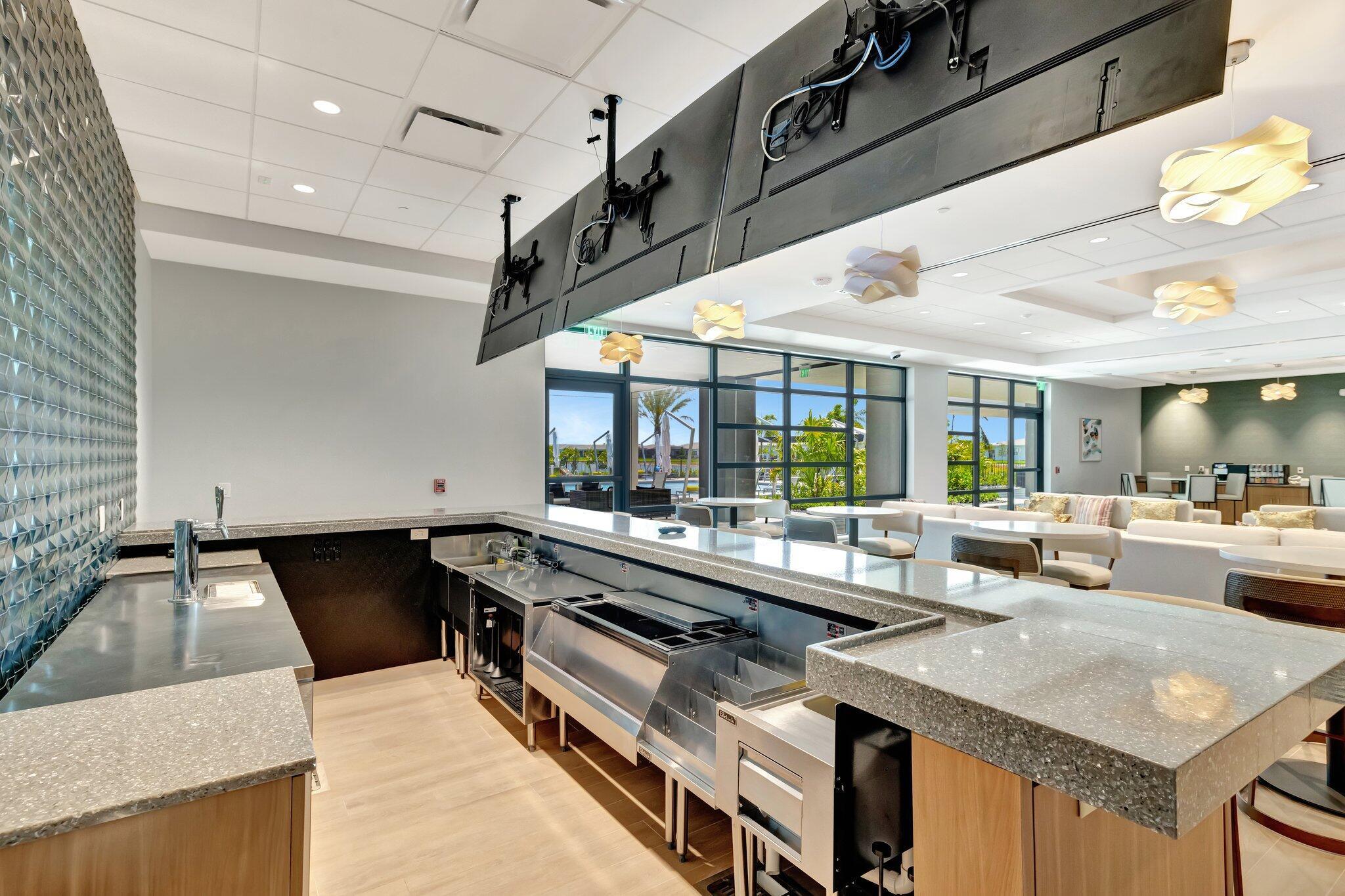 TELARO AT SOUTHERN GROVE - Residential