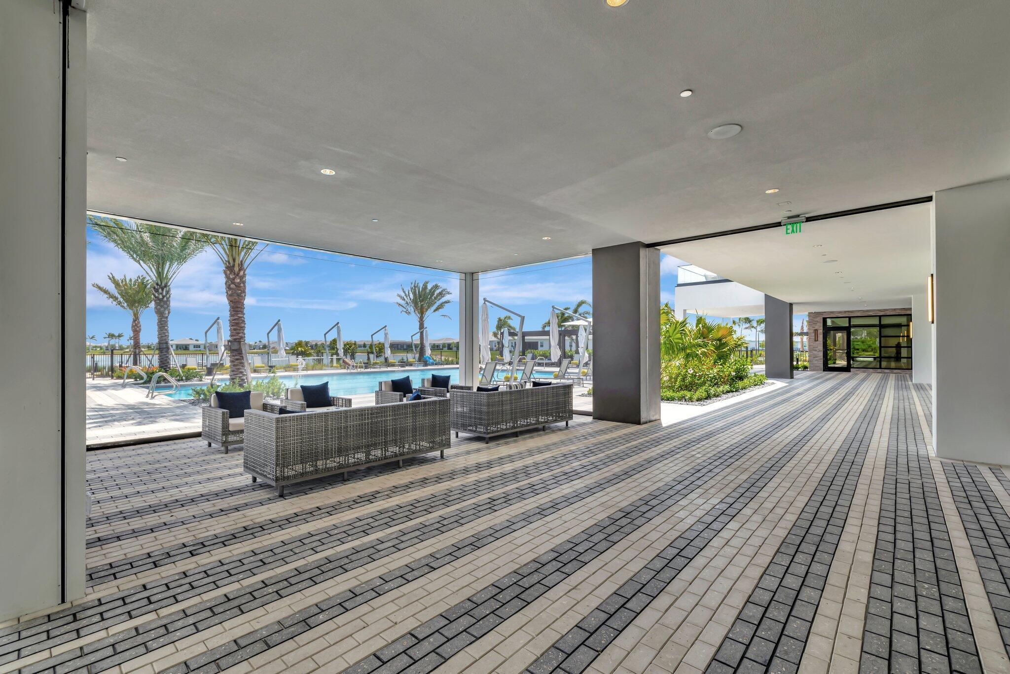 TELARO AT SOUTHERN GROVE - Residential