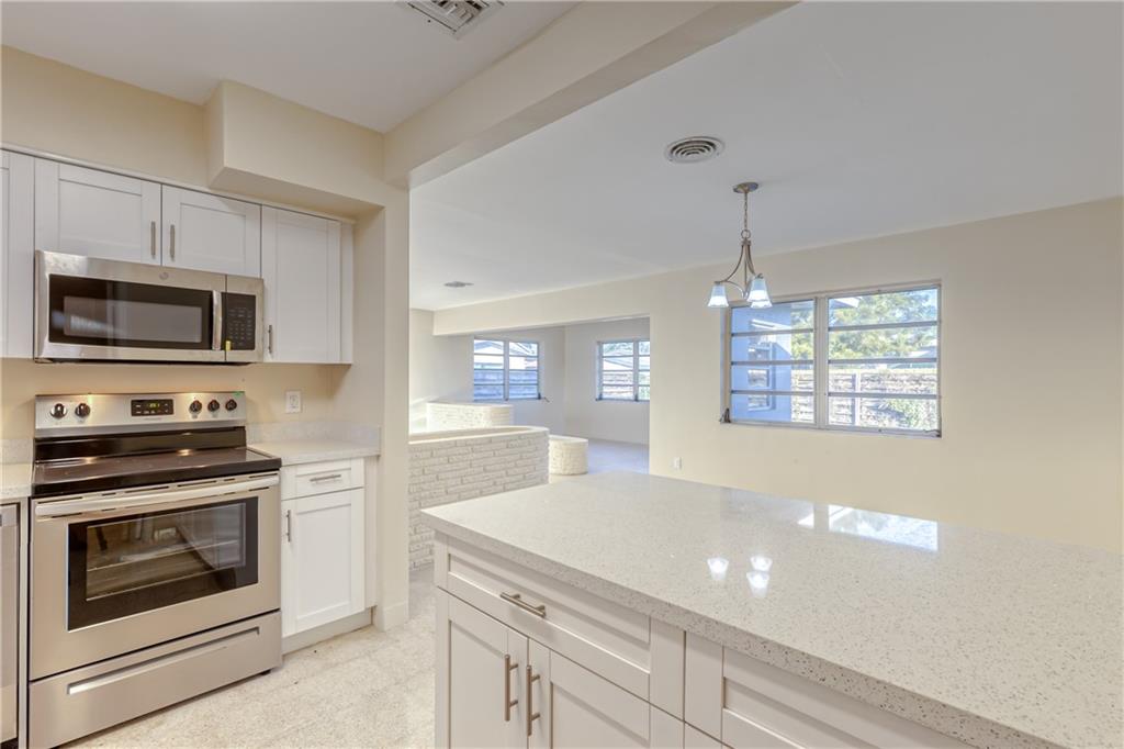 Lighthouse Point Estates - Residential