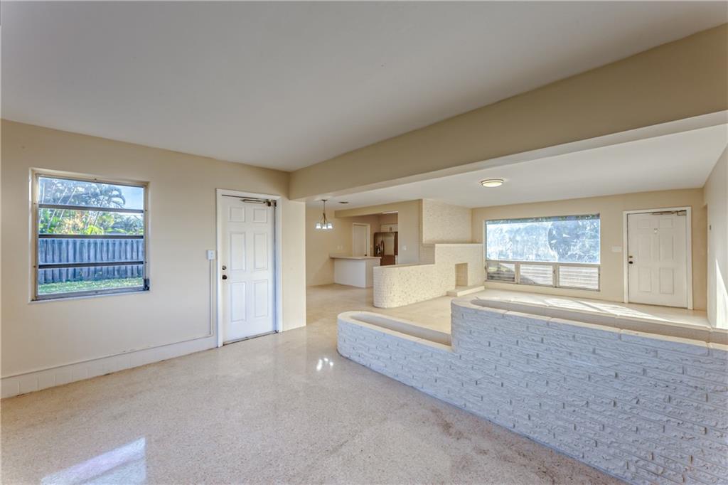 Lighthouse Point Estates - Residential