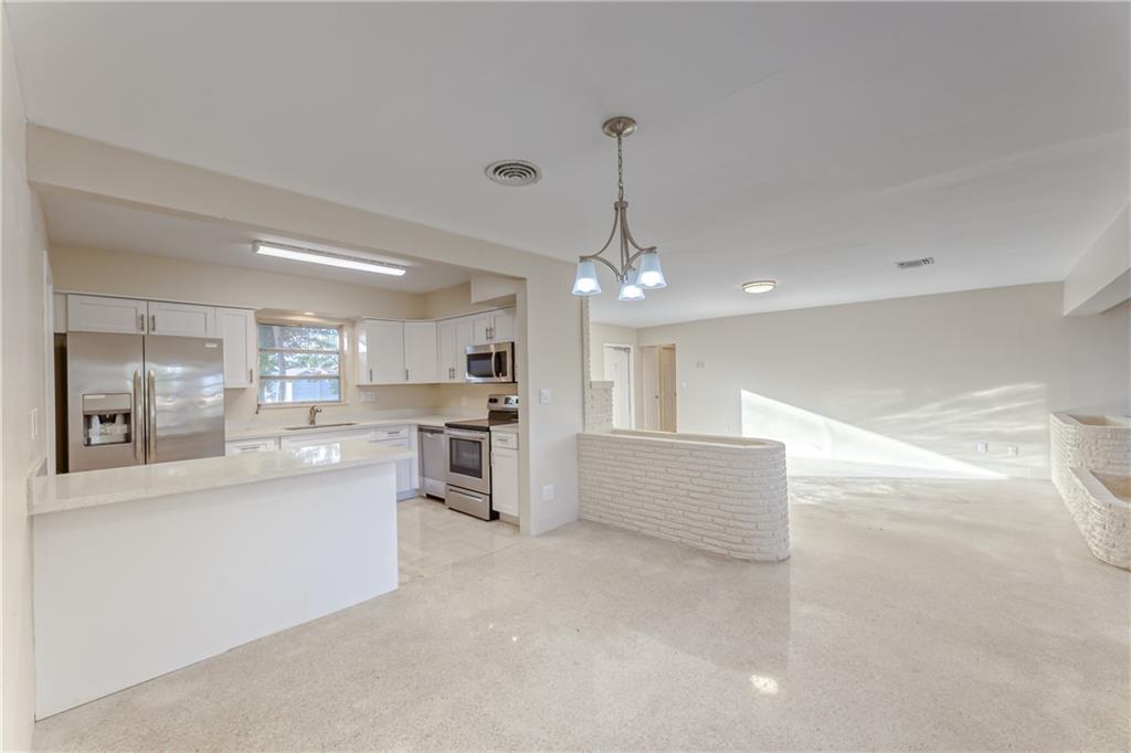 Lighthouse Point Estates - Residential