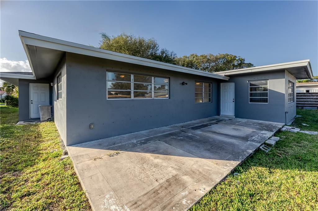 Lighthouse Point Estates - Residential