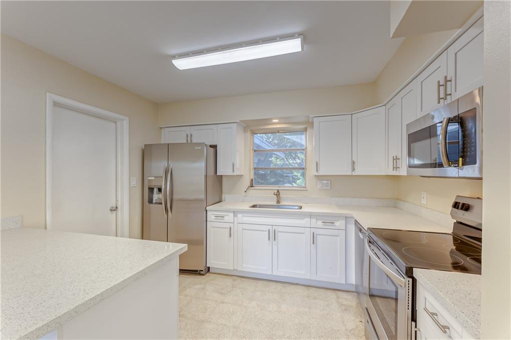 Lighthouse Point Estates - Residential