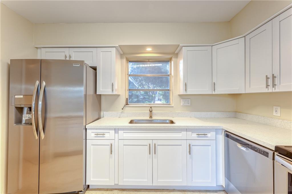 Lighthouse Point Estates - Residential