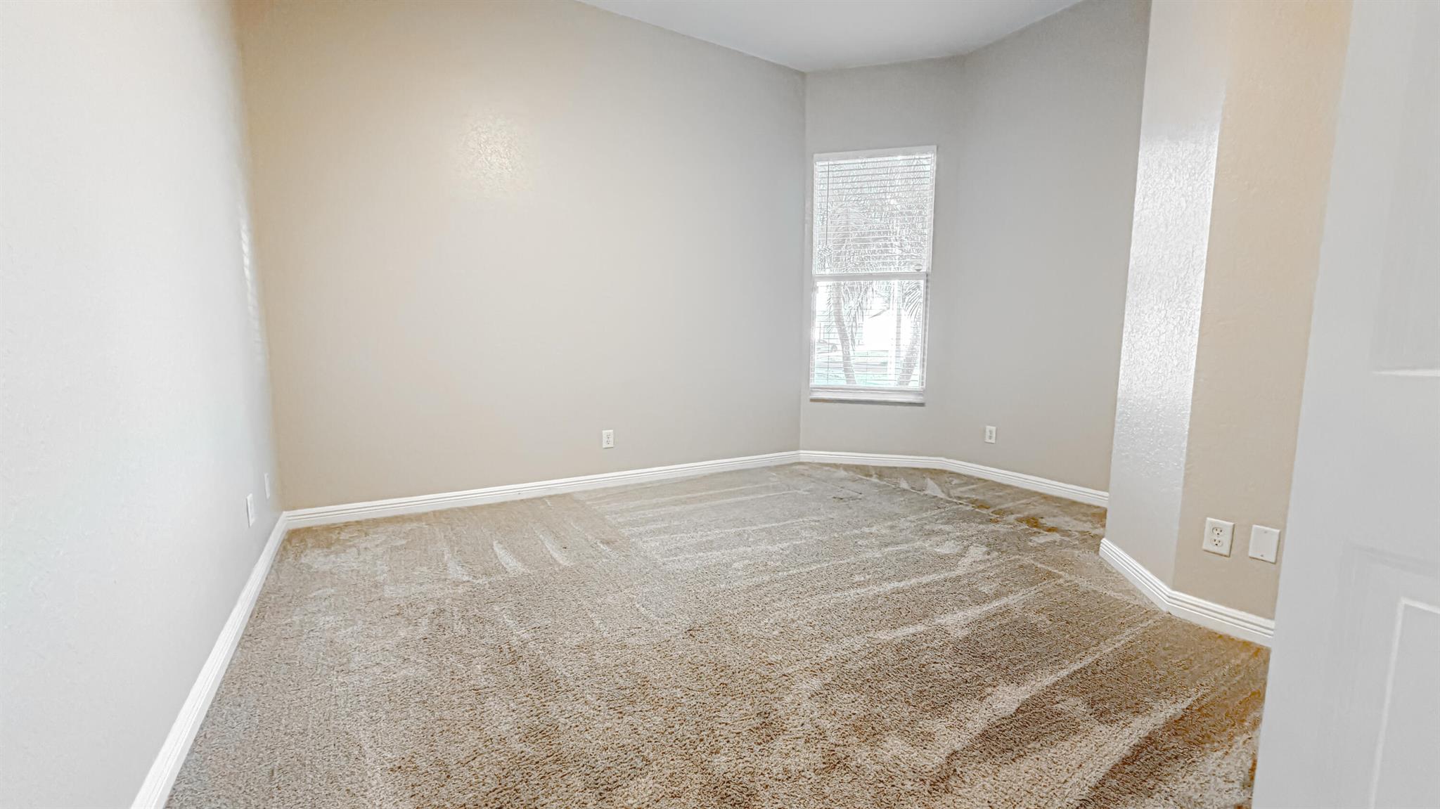 PORT ST LUCIE SECTION 21 - Residential Lease