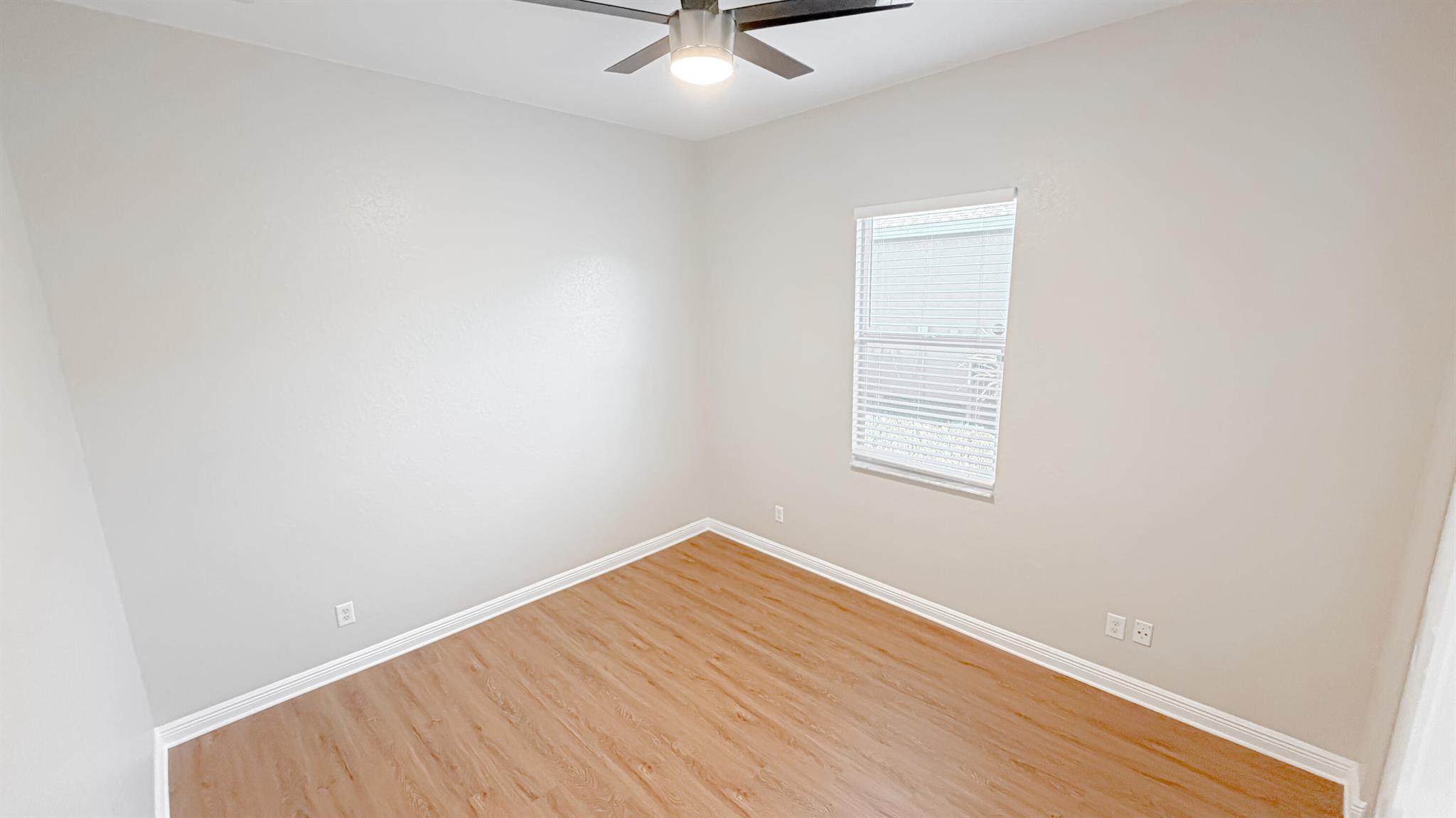 PORT ST LUCIE SECTION 21 - Residential Lease