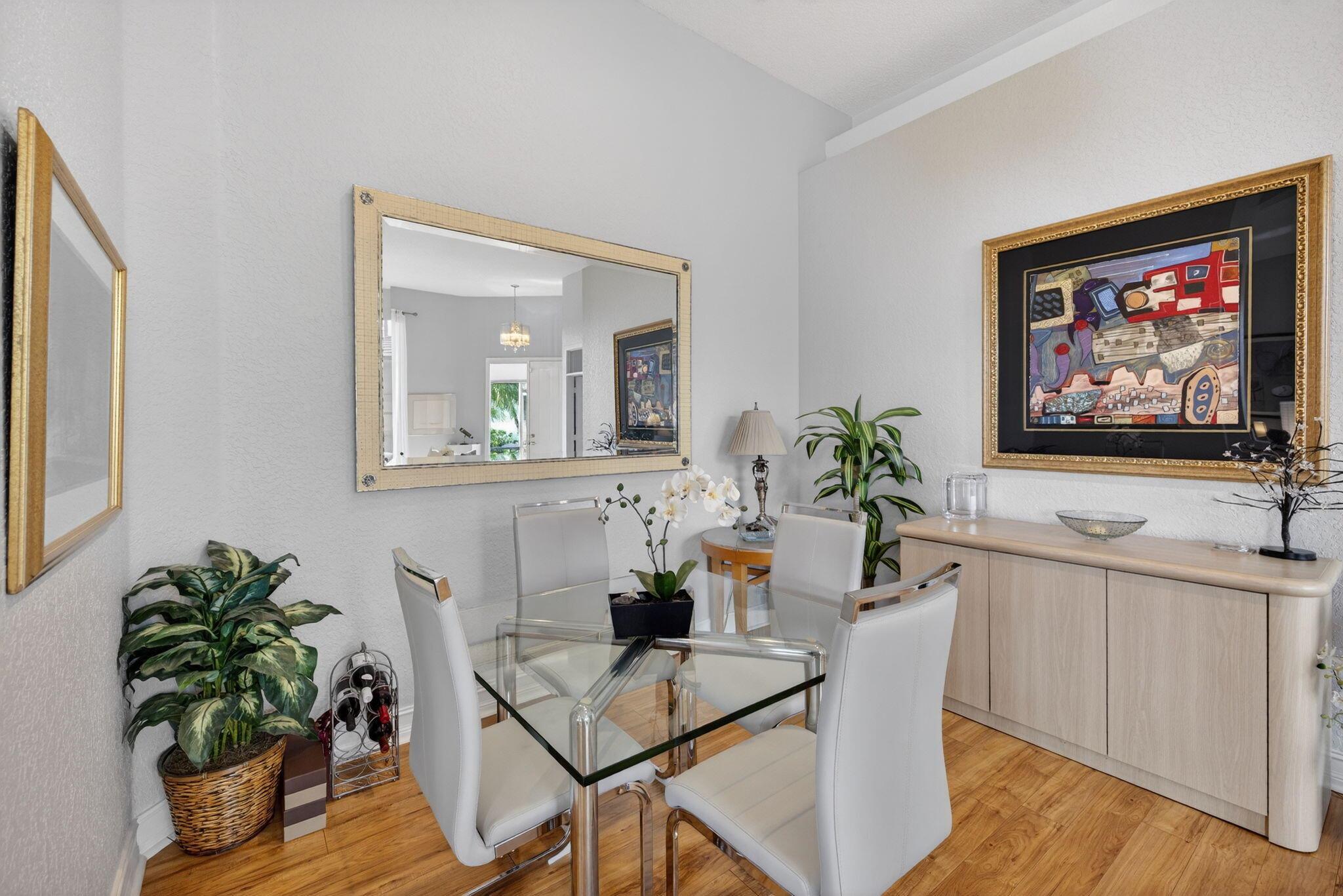 ABERDEEN /CARRINGTON LAKE - Residential