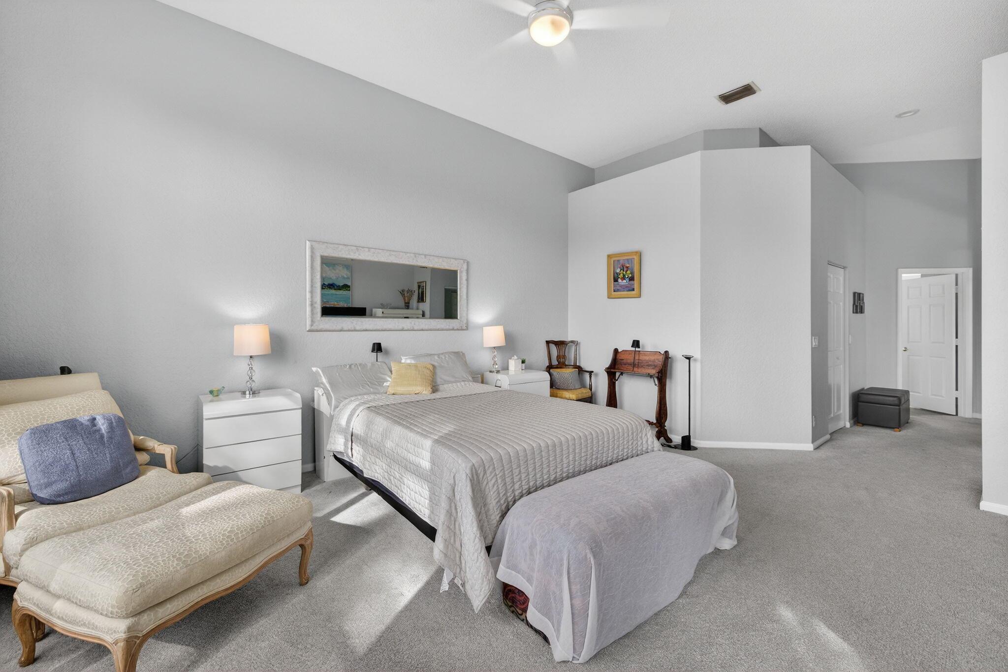 ABERDEEN /CARRINGTON LAKE - Residential