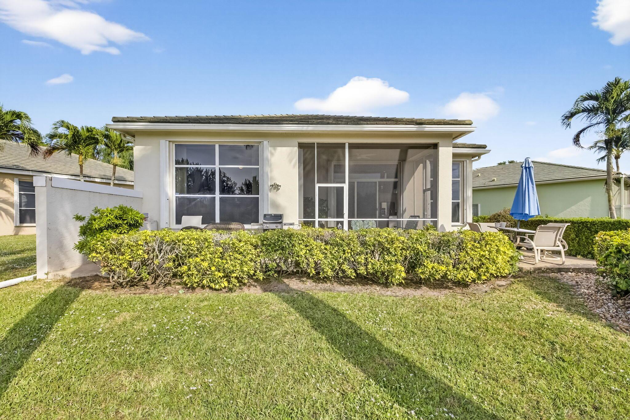 ABERDEEN /CARRINGTON LAKE - Residential