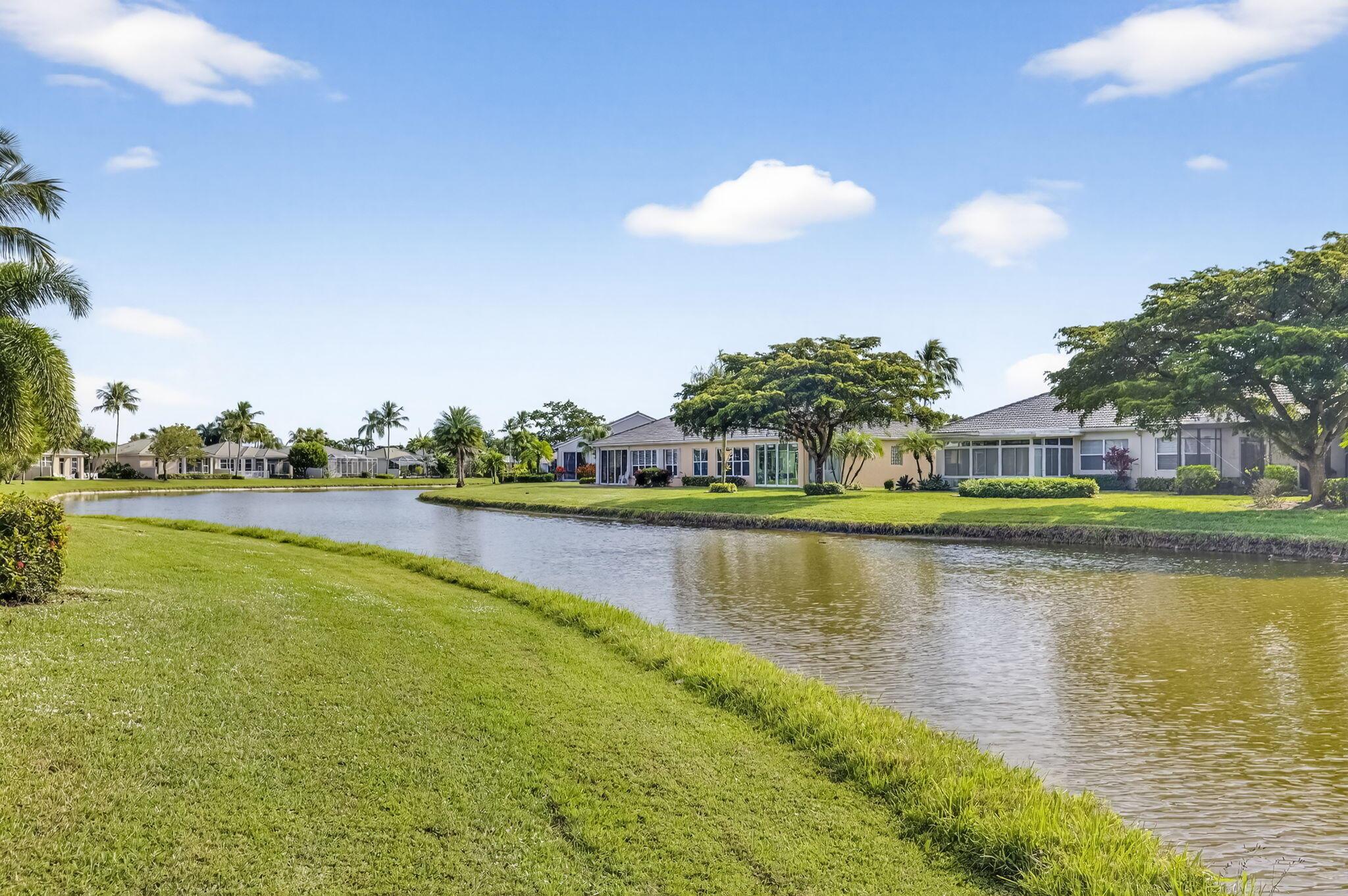 ABERDEEN /CARRINGTON LAKE - Residential