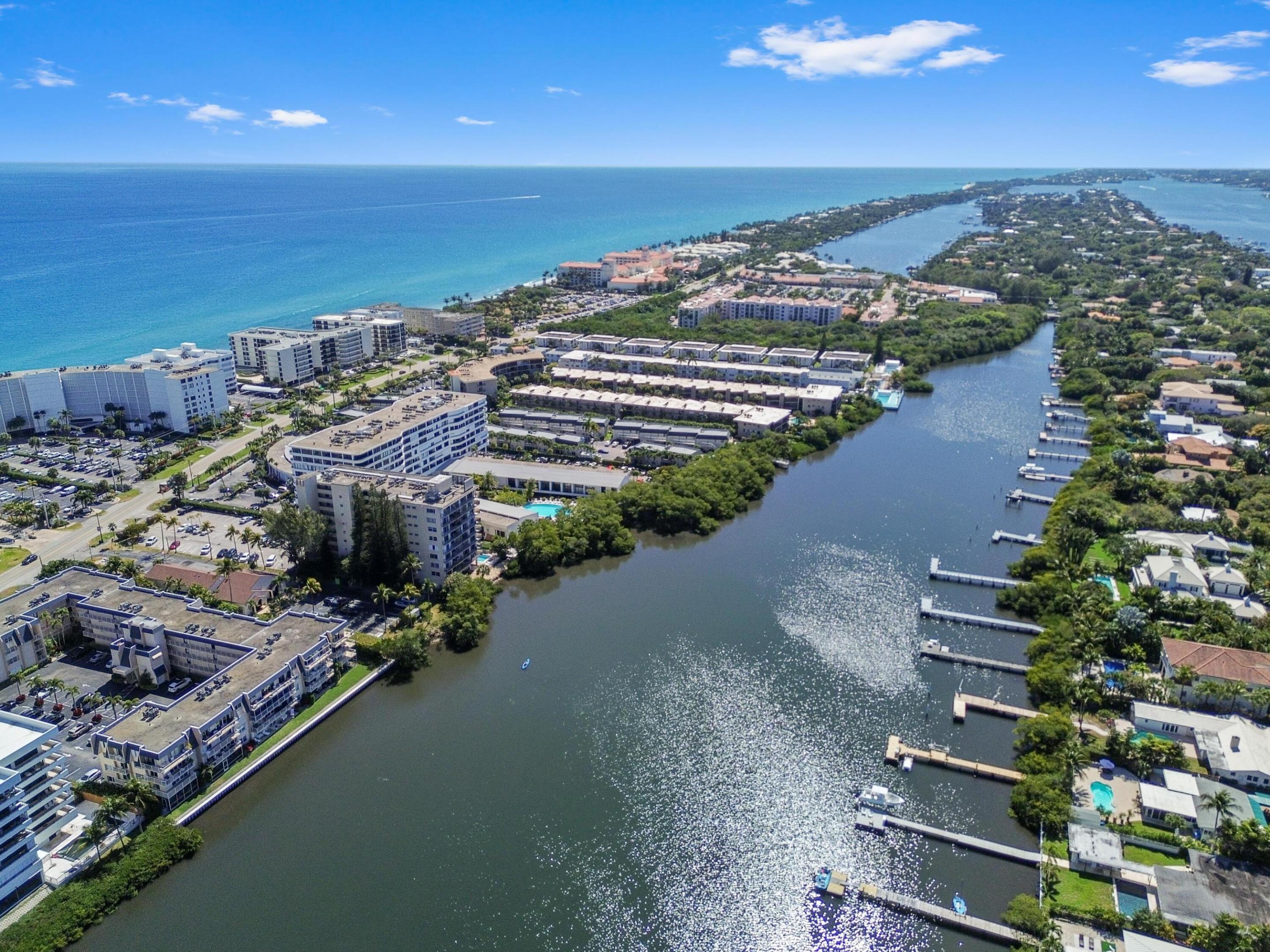 MAYFAIR HOUSE CONDO - Residential