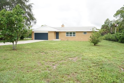 A home in Mangonia Park