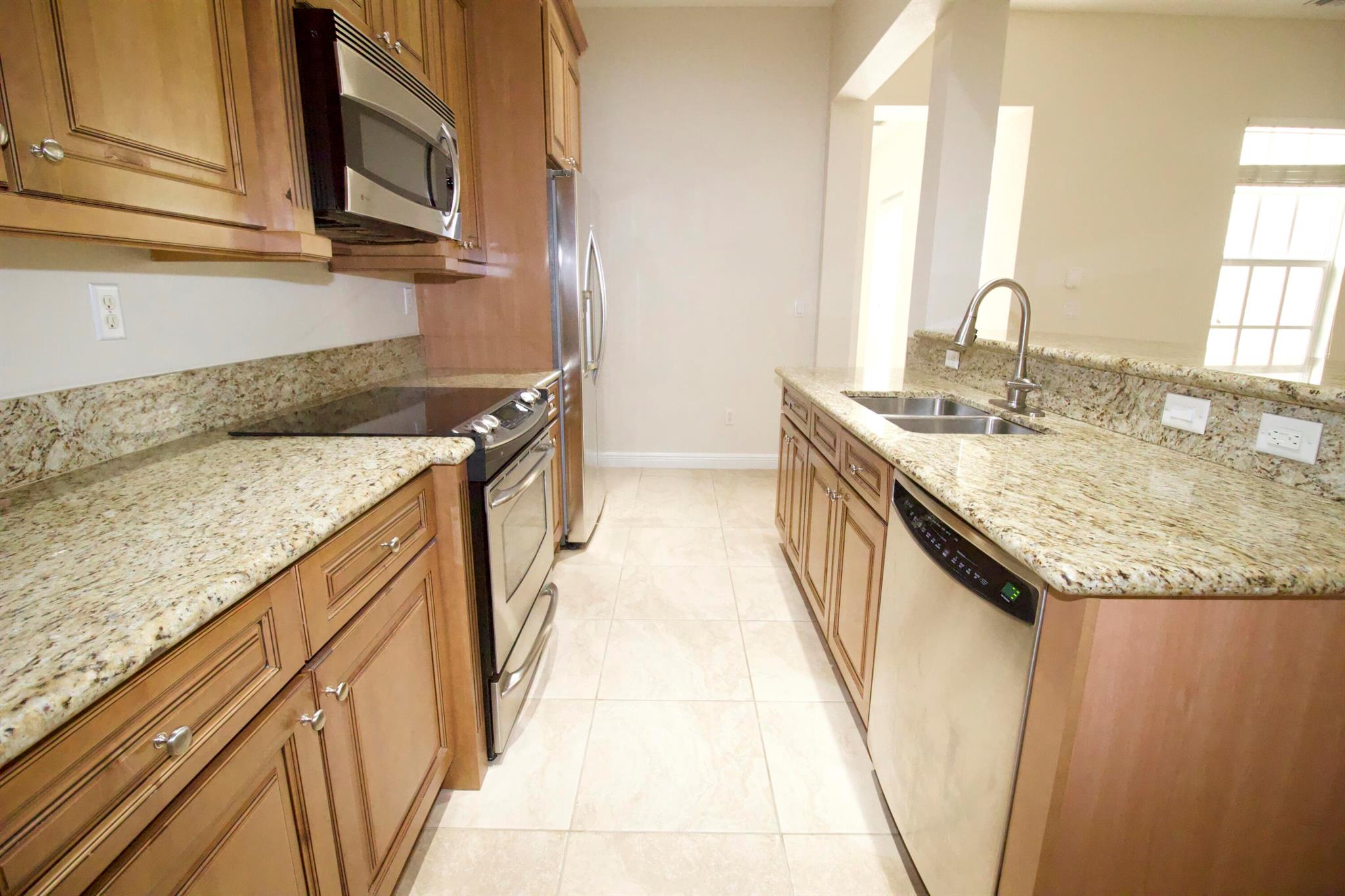 PENINSULA VILLAGE GREENS - Residential Lease