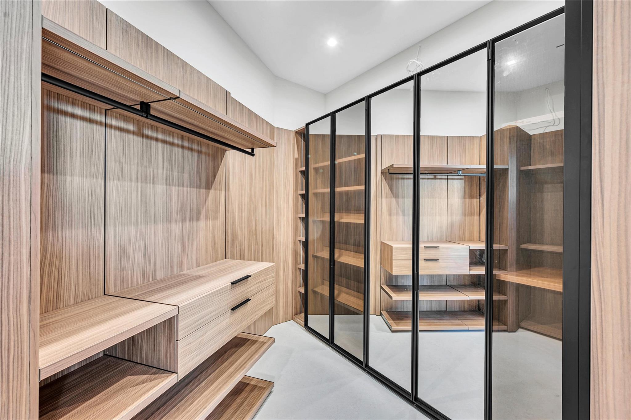 Isla Bahia 47-27 B - Residential