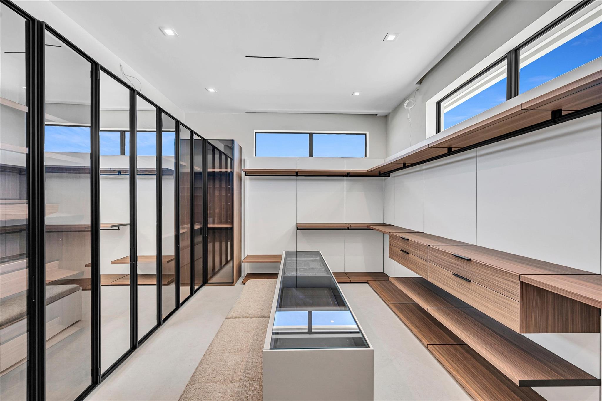 Isla Bahia 47-27 B - Residential