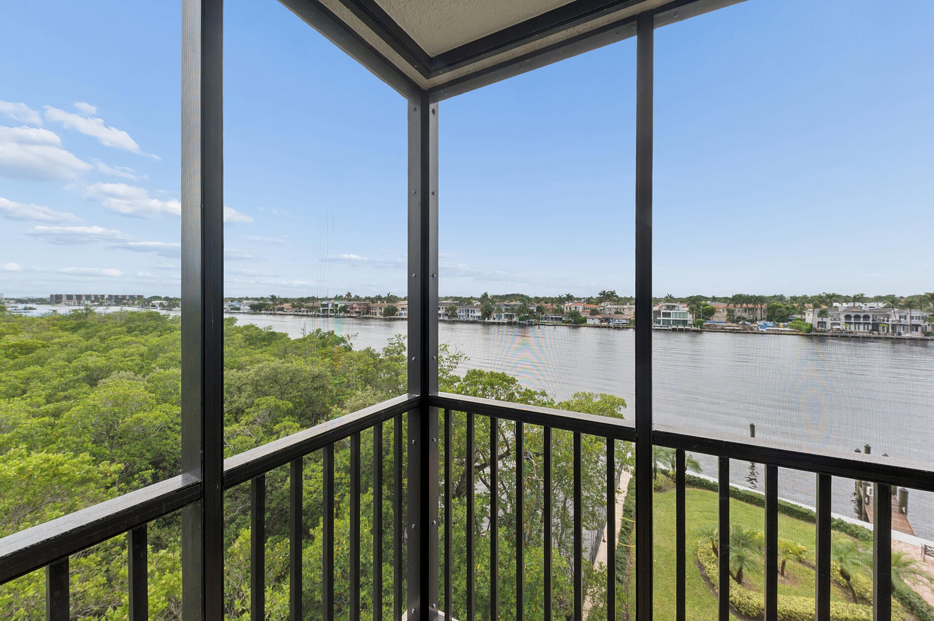 3420 S Ocean Boulevard 5z