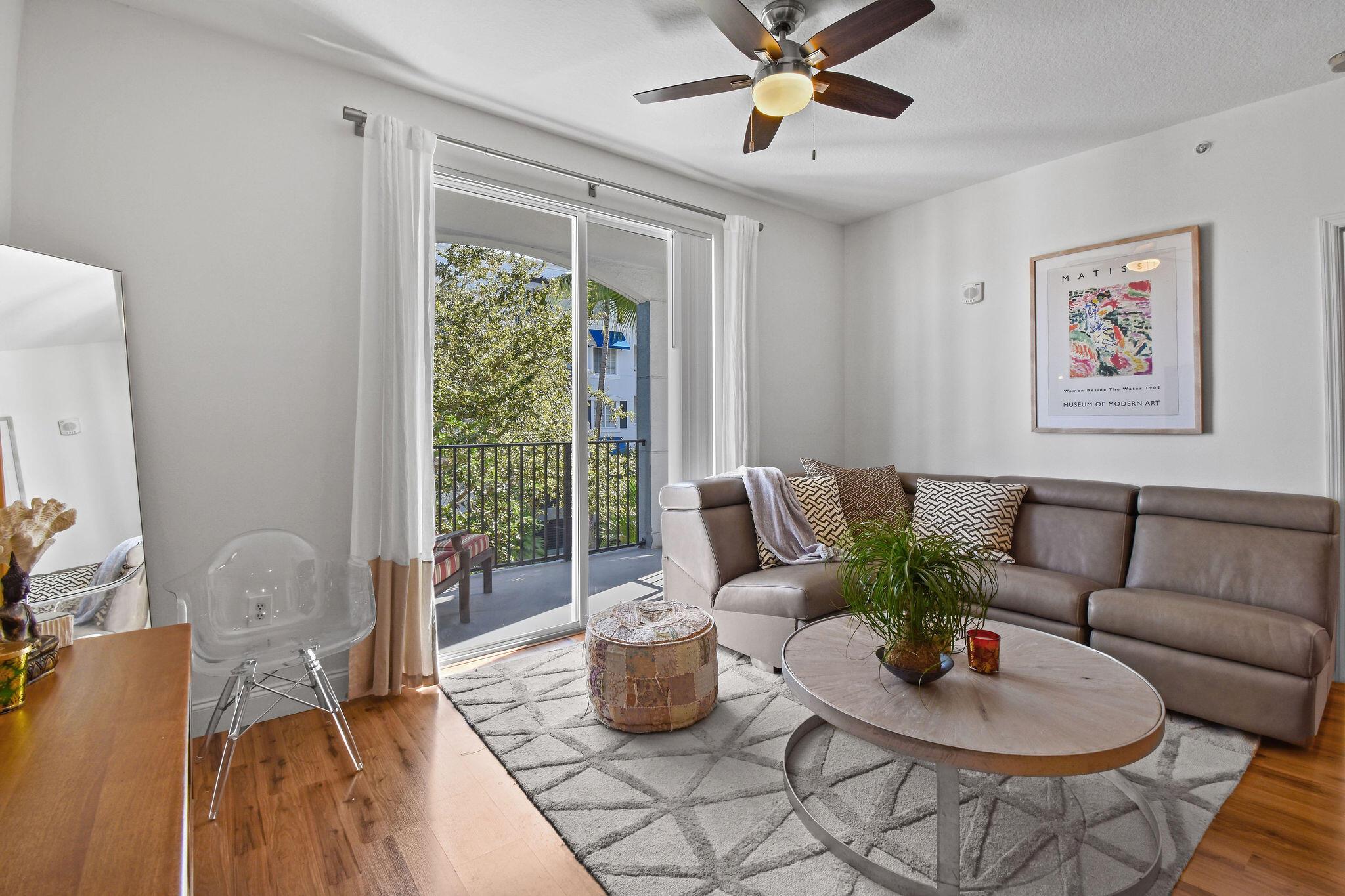 250 NE 3rd Avenue 1320