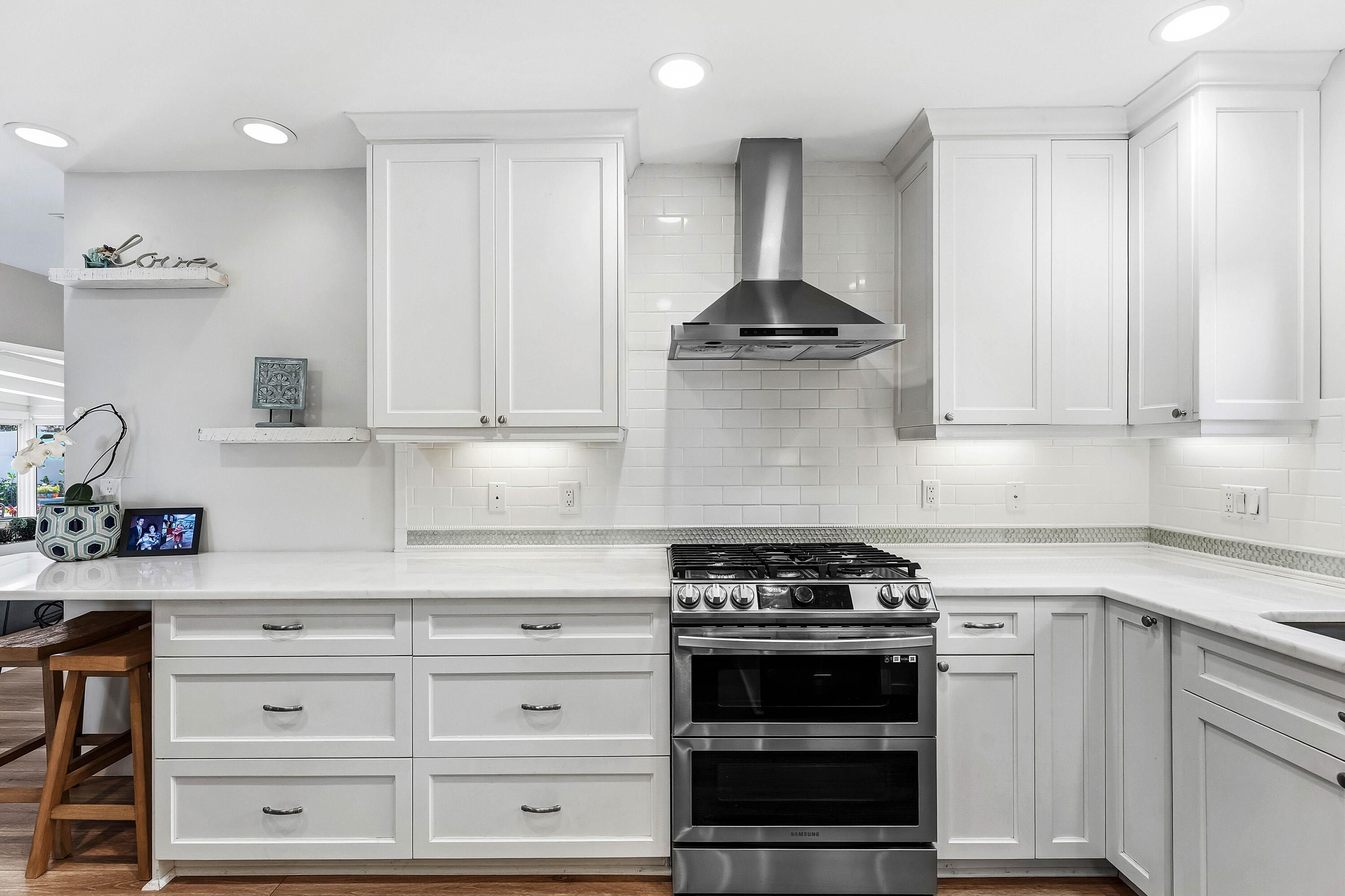 S/D OF 8-46-43 - Residential Lease