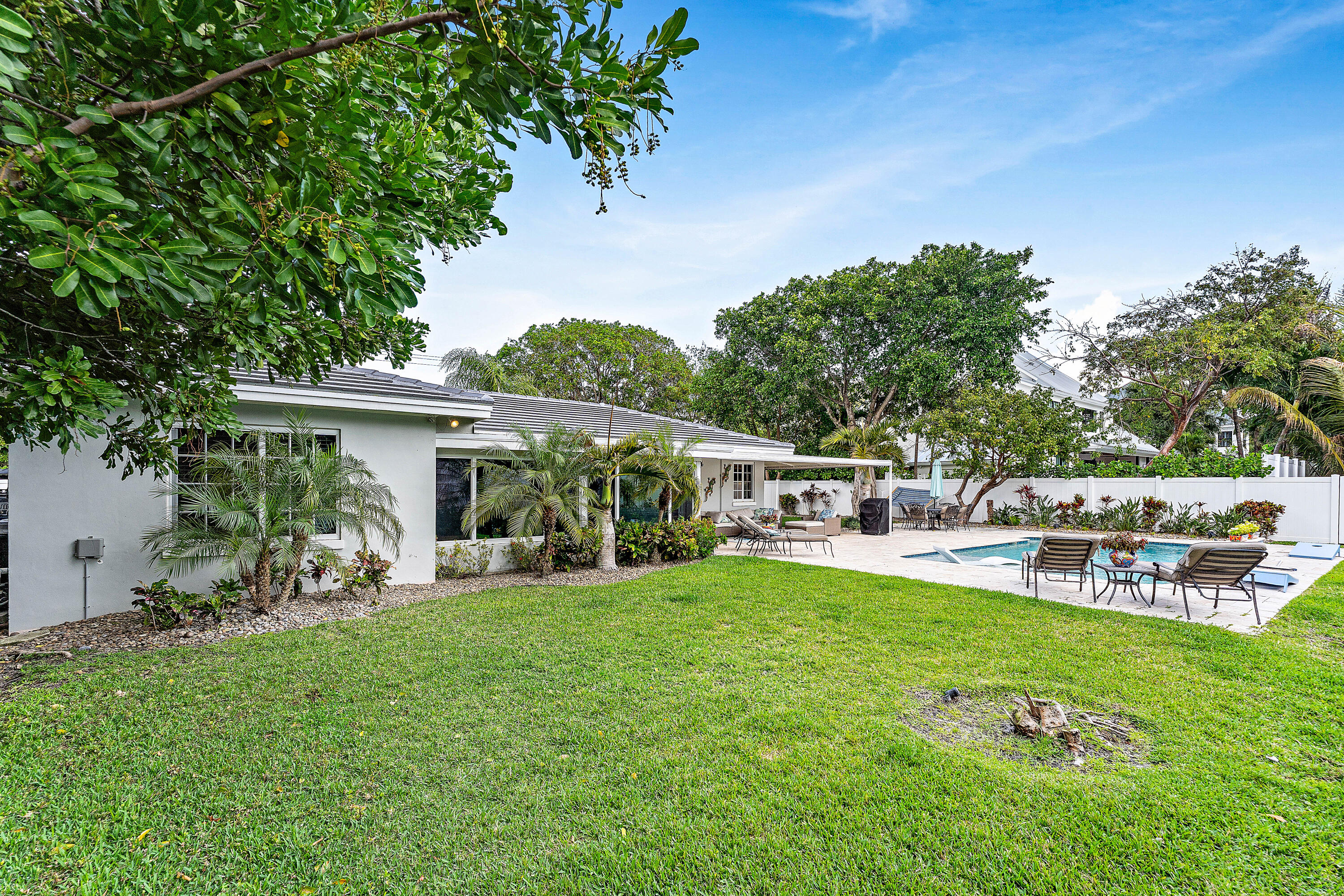 S/D OF 8-46-43 - Residential Lease