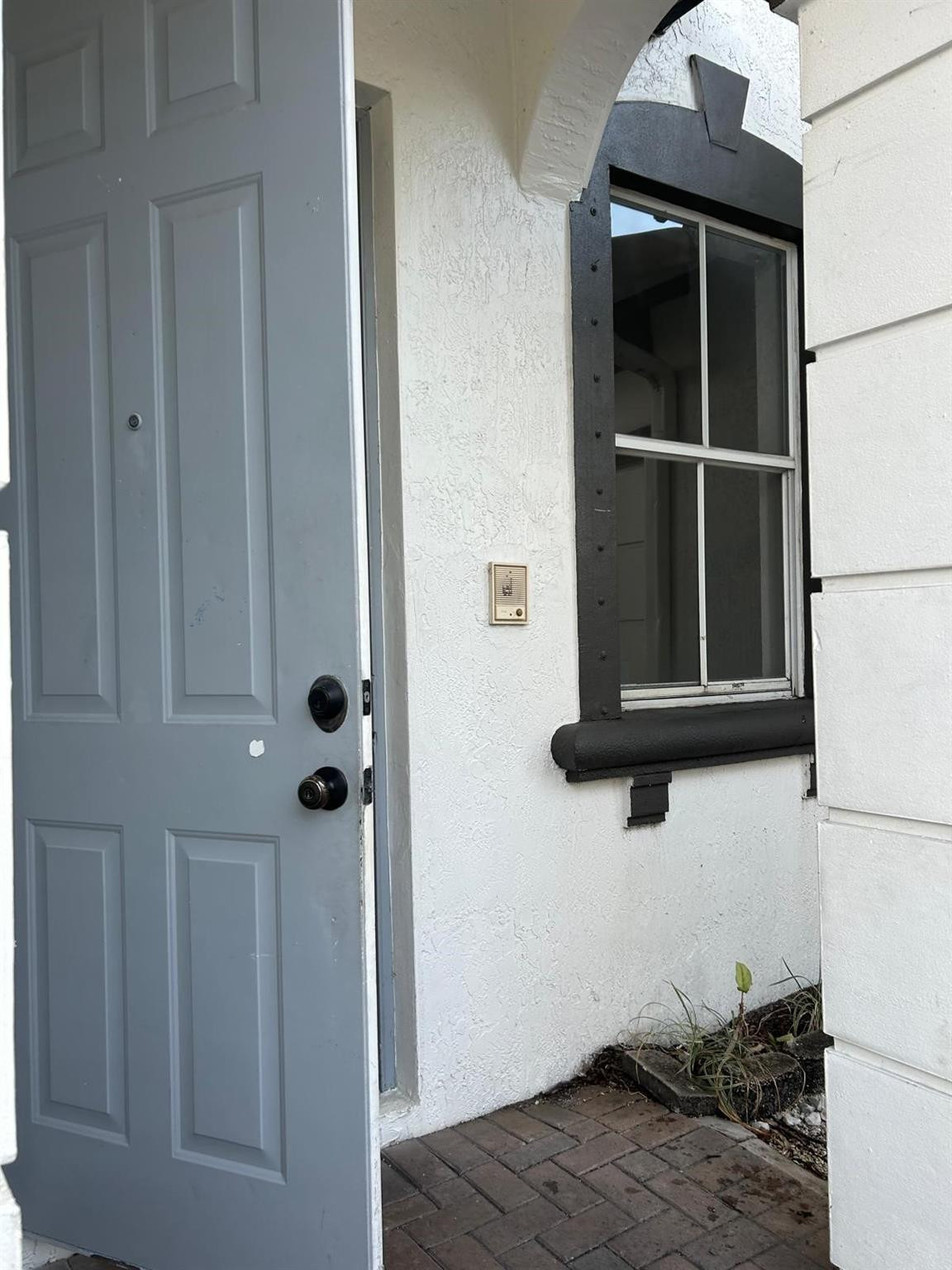 Doral Isles North - Residential Lease