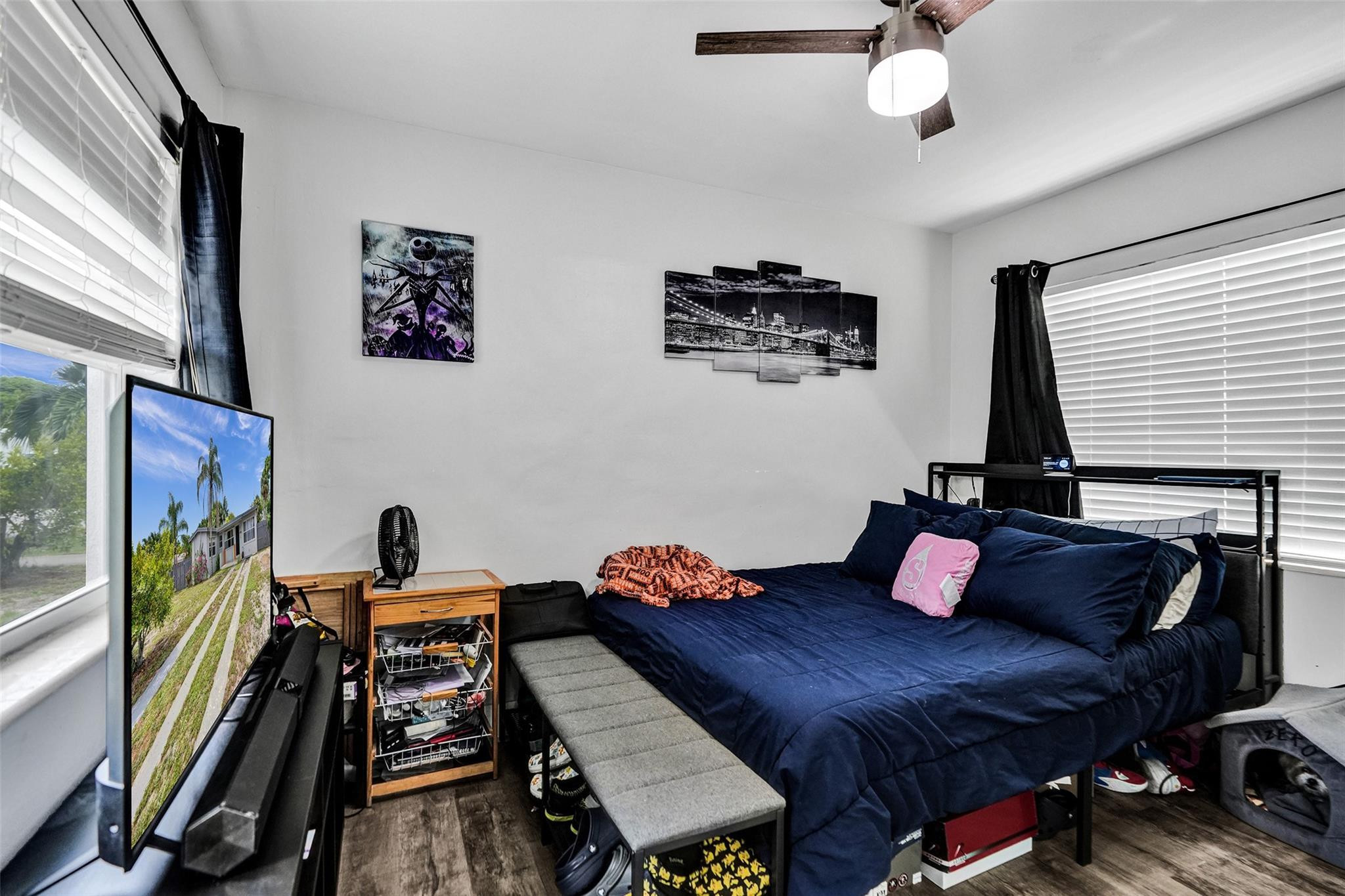 LAUDERDALE MANORS ADD - Residential