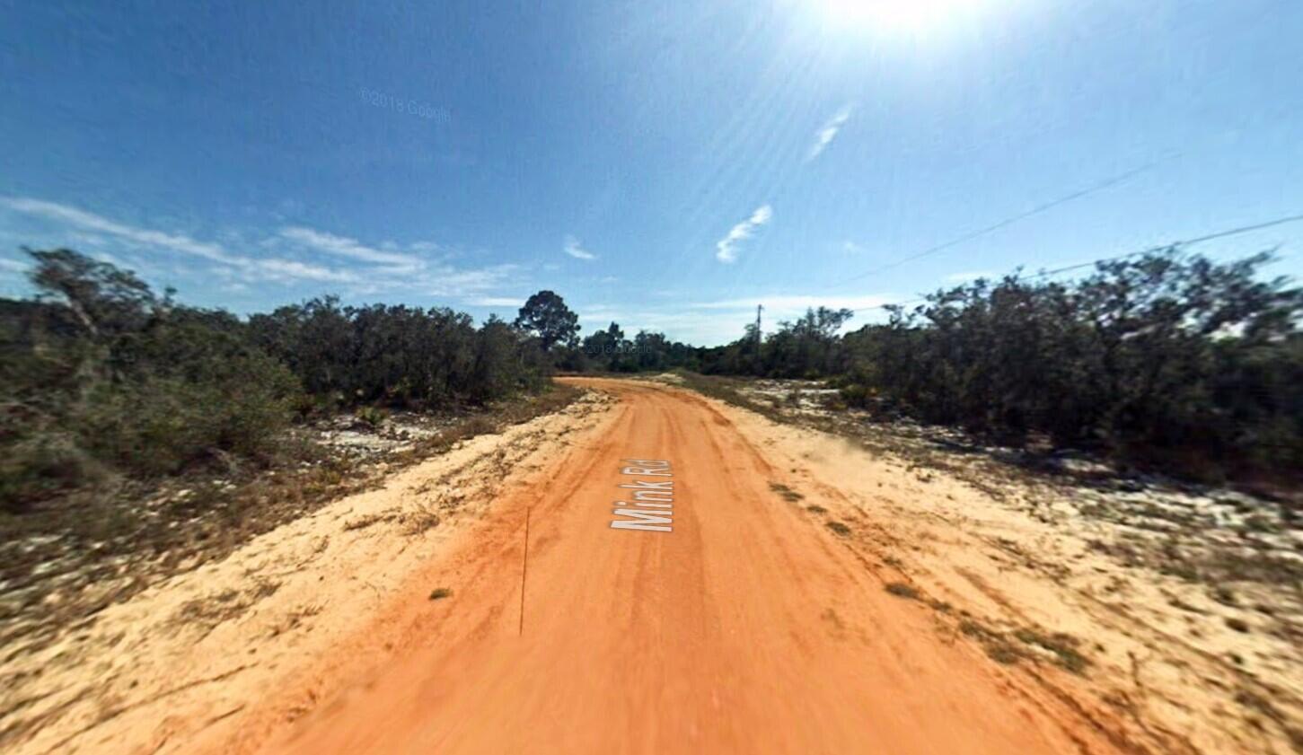 AVON PARK LAKES - Land