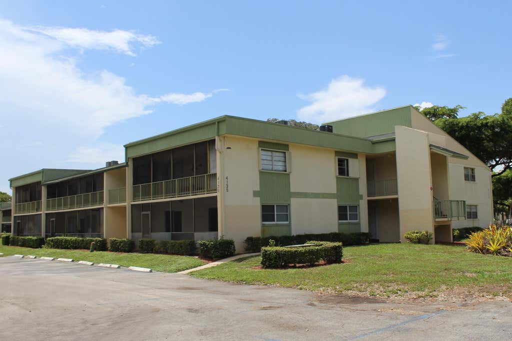 Photo of 4139 NW 88th Avenue #104, Coral Springs, FL 33065 (MLS # B26068438)
