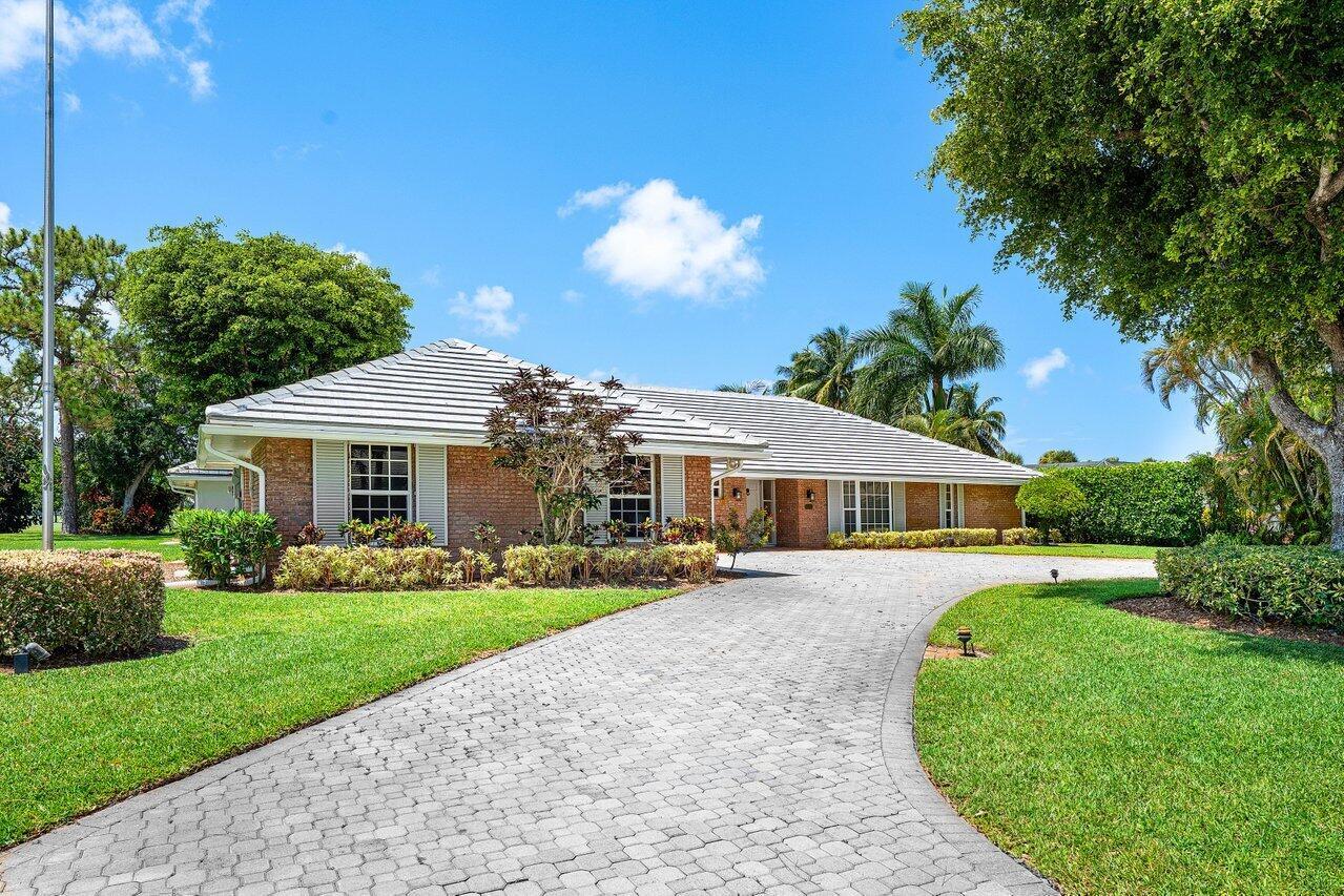 489 S Country Club Drive