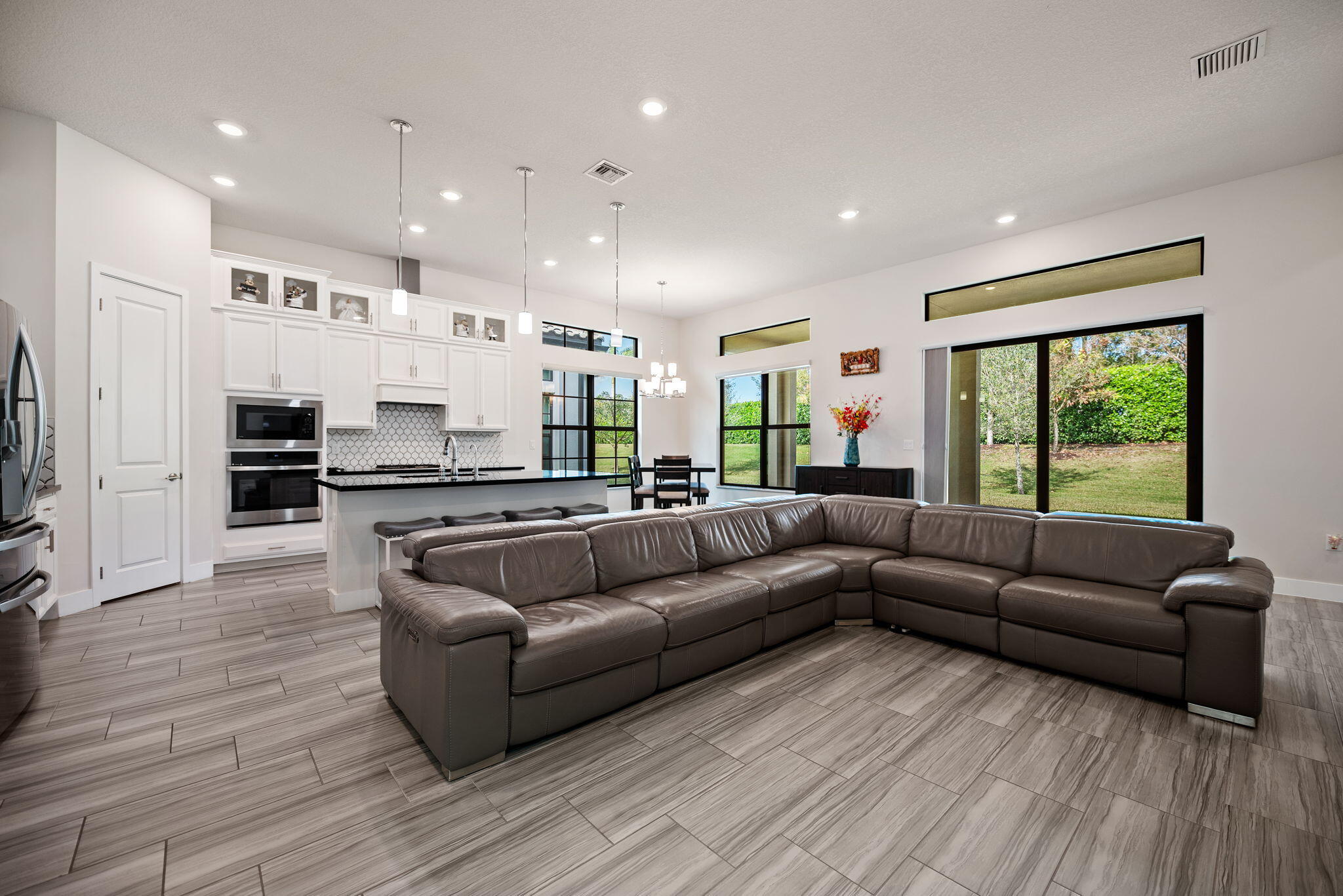 MCJUNKIN FARMS PLAT - Residential