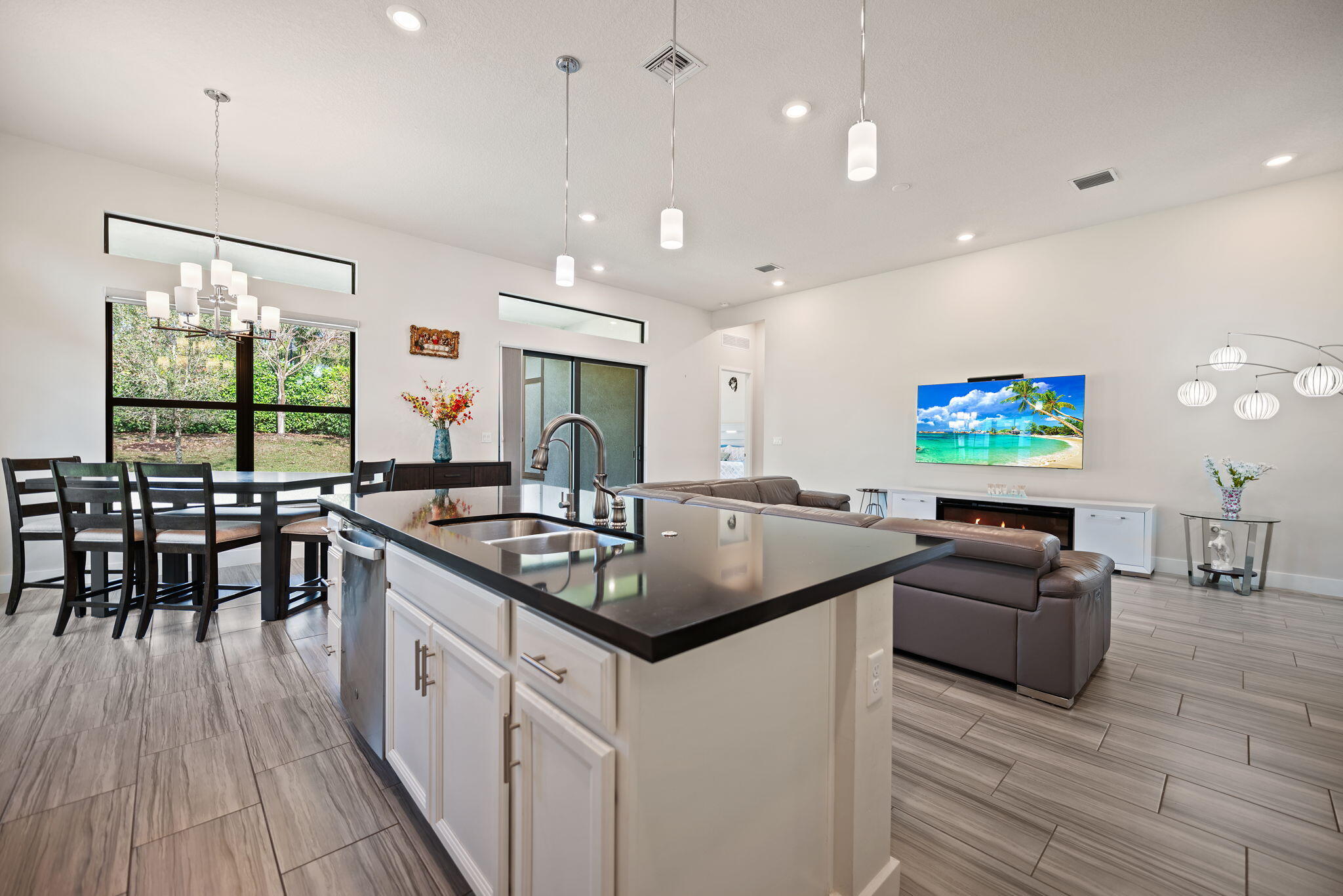 MCJUNKIN FARMS PLAT - Residential