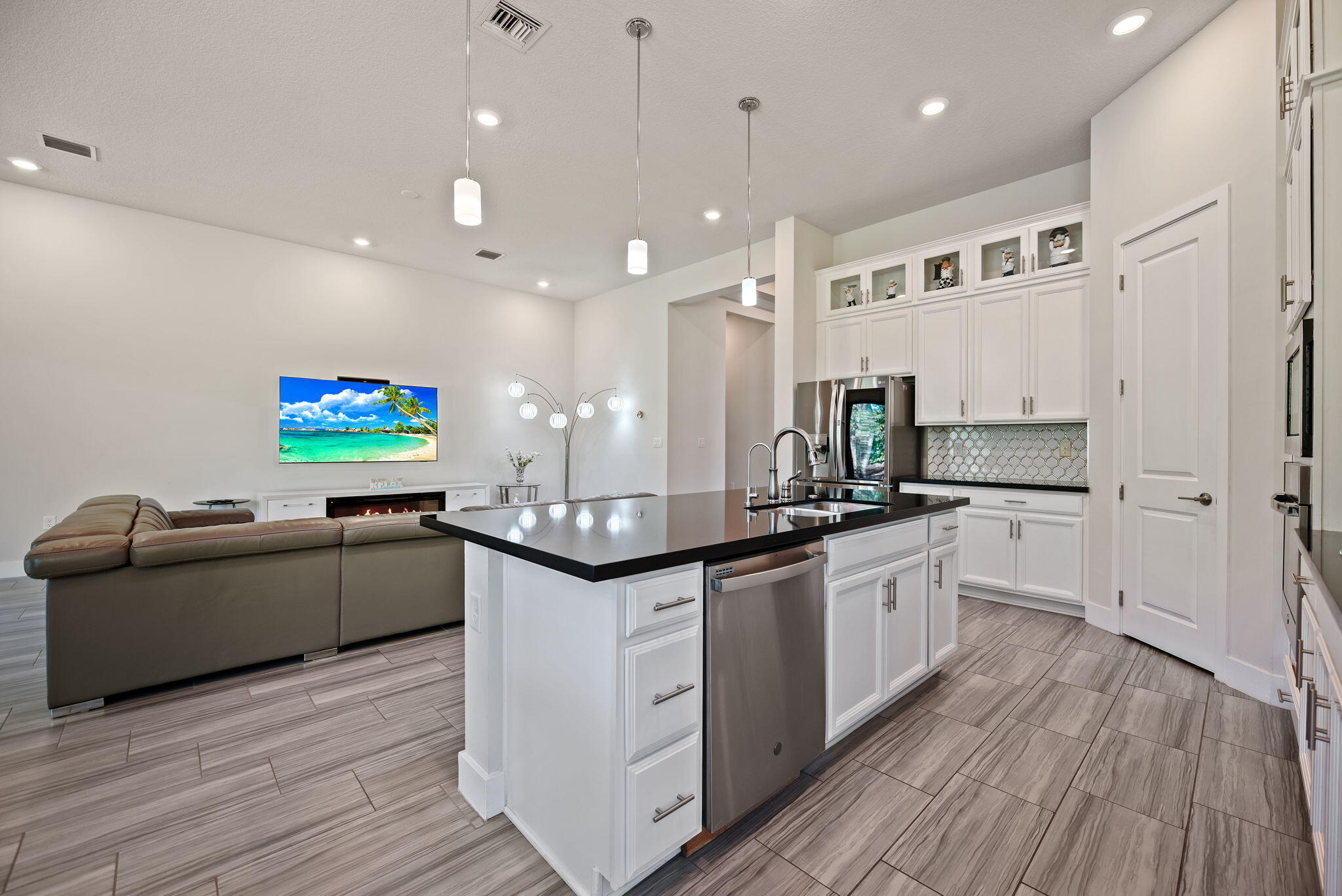 MCJUNKIN FARMS PLAT - Residential