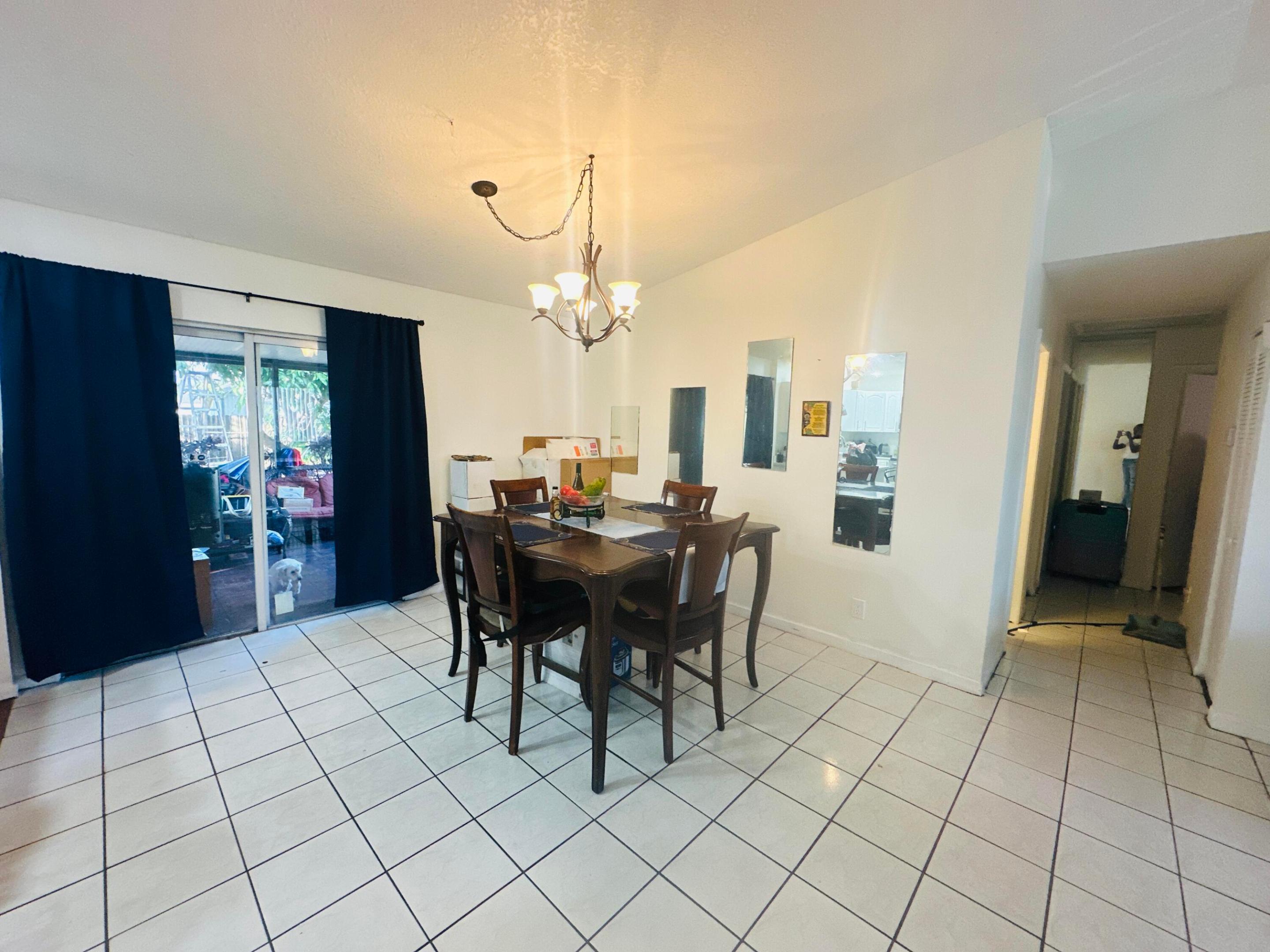 LAUDERDALE NORTH PARK SECTION 6 - Residential