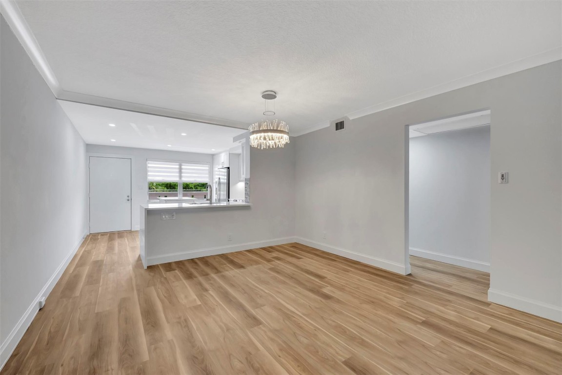 WYNMOOR VILLAGE - Residential