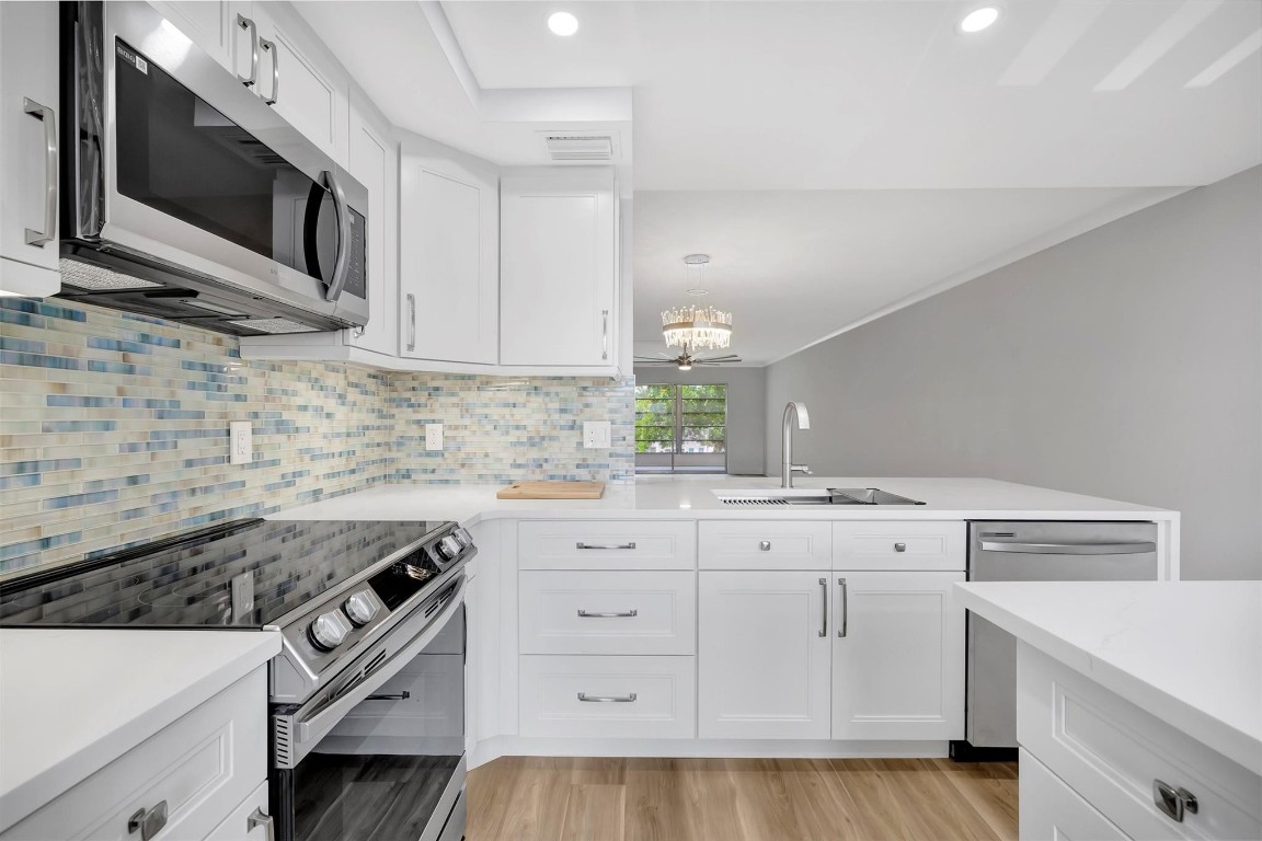 WYNMOOR VILLAGE - Residential