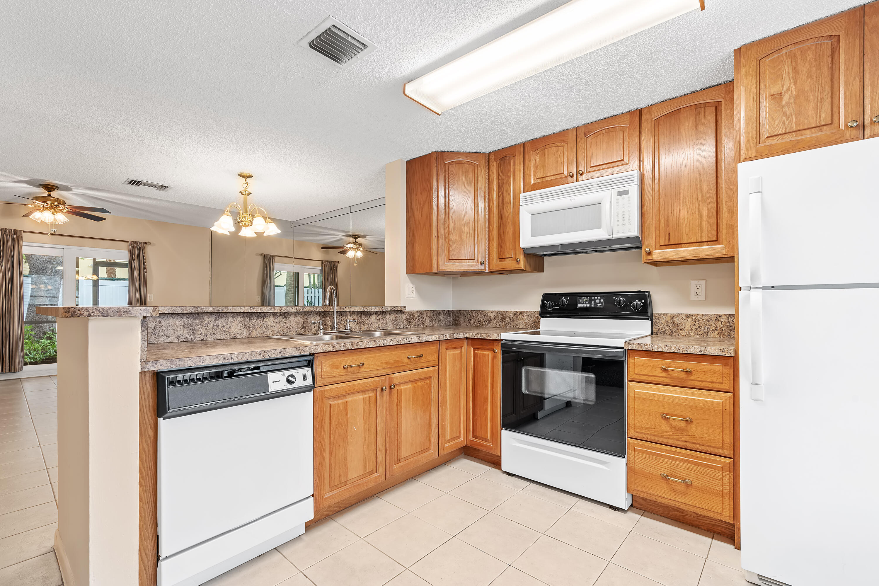2519 NE 15th Street