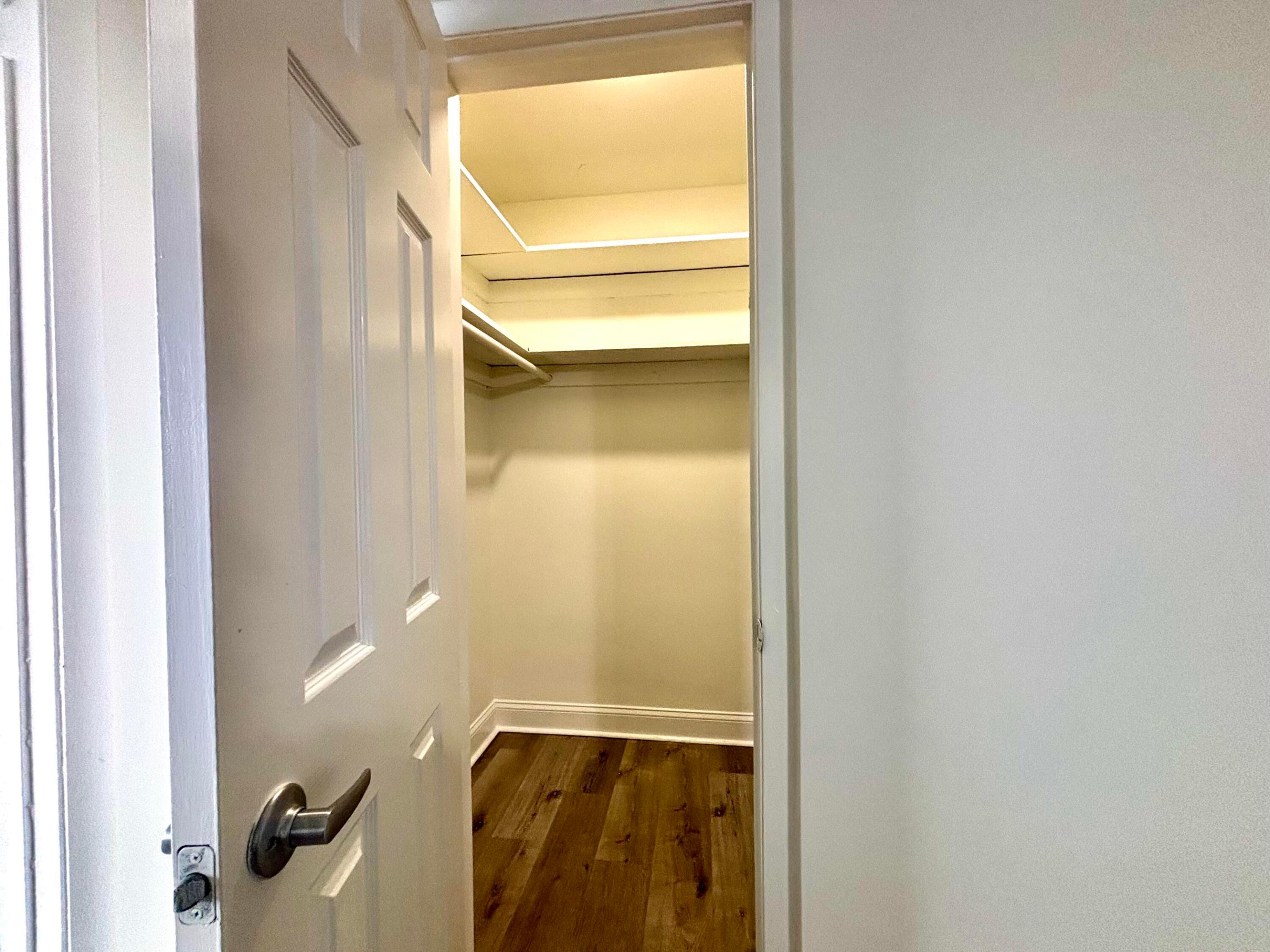 BOCA RATON SQUARE GATEWAY - Residential Lease