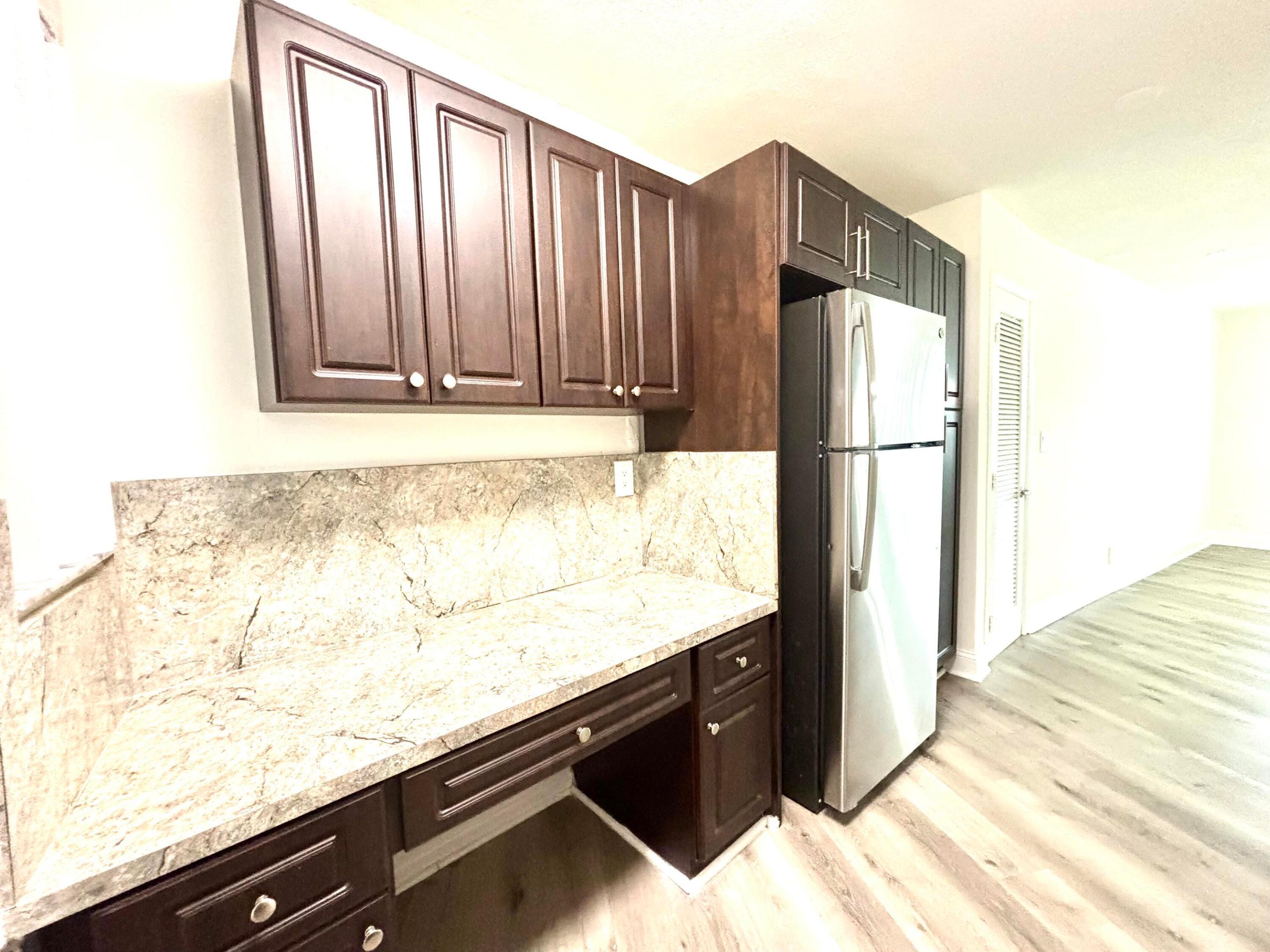 BOCA RATON SQUARE GATEWAY - Residential Lease