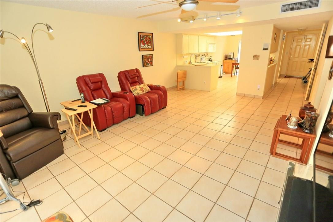Meadow Knoll Townhomes - Residential