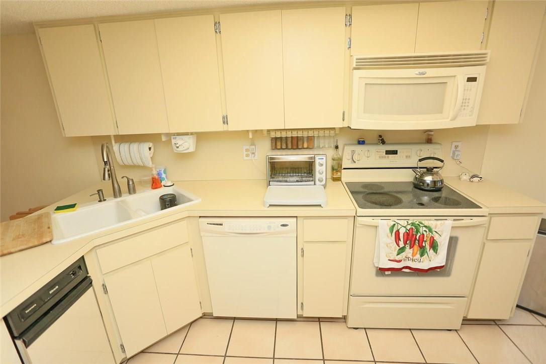 Meadow Knoll Townhomes - Residential