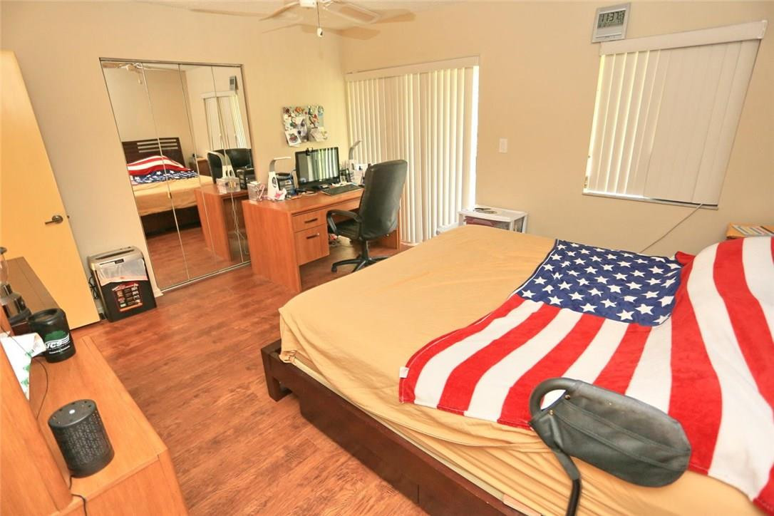 Meadow Knoll Townhomes - Residential