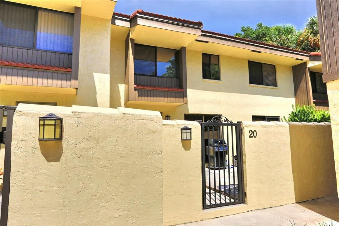 Meadow Knoll Townhomes - Residential